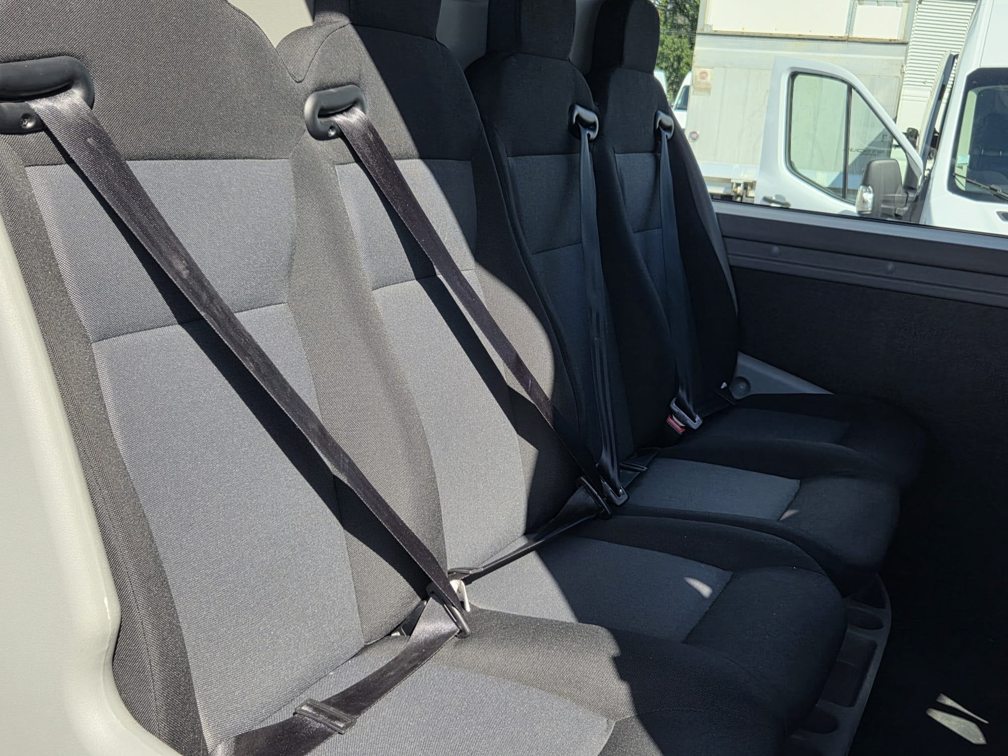 
								Nissan NV400 OPTIMA plein									