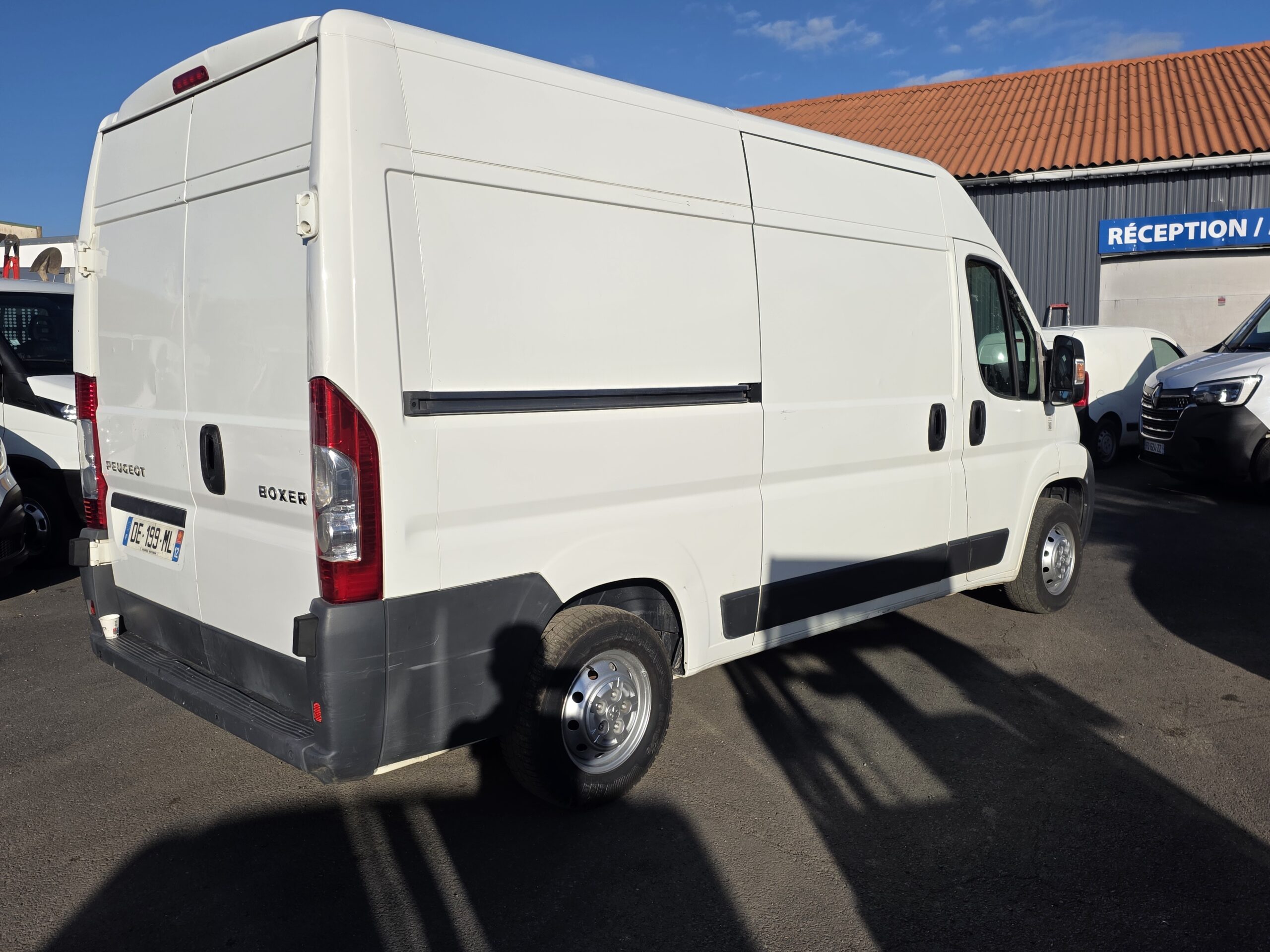 
								PEUGEOT BOXER 2.2 HDI 130CV L2H2 plein									