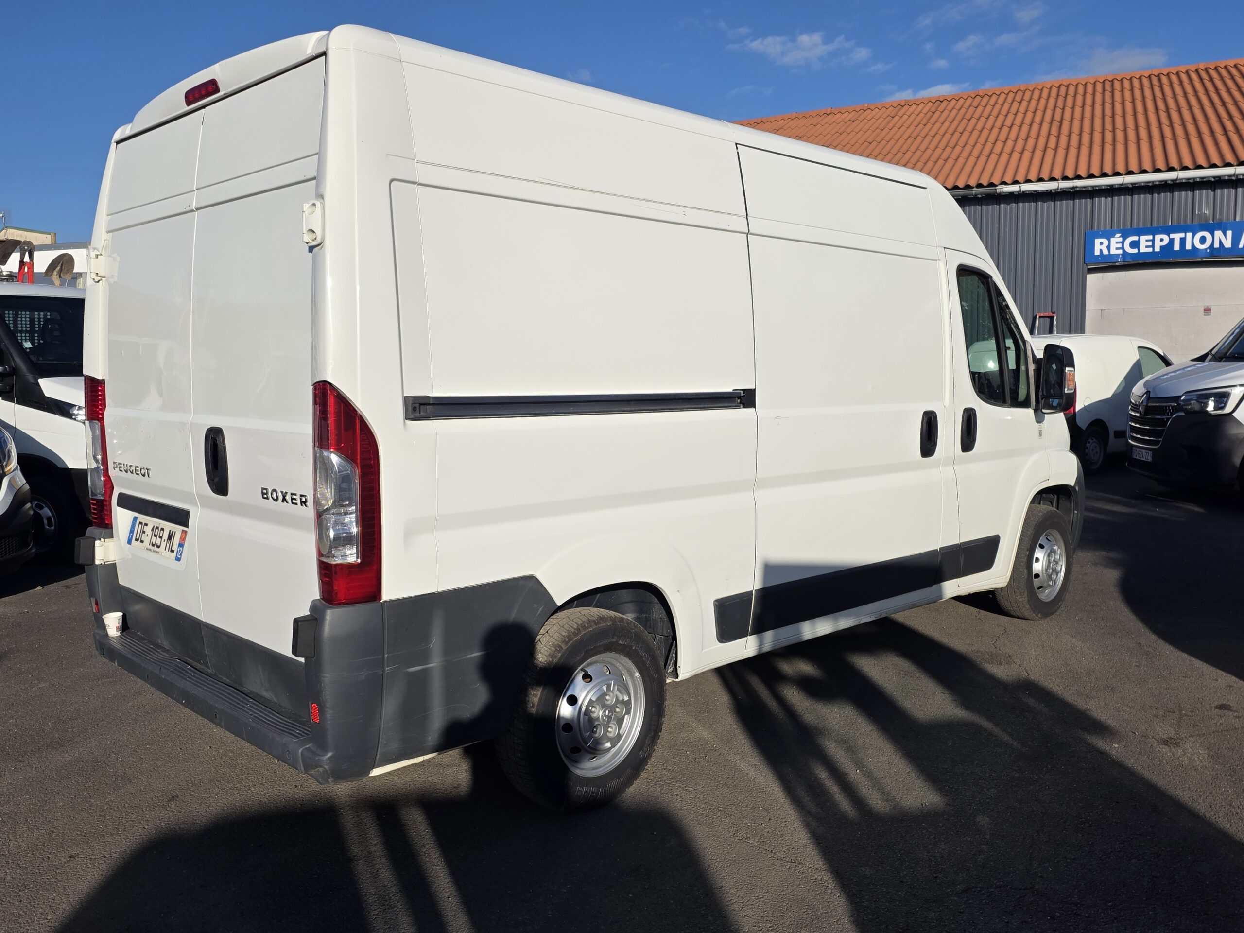
								PEUGEOT BOXER 2.2 HDI 130CV L2H2 plein									