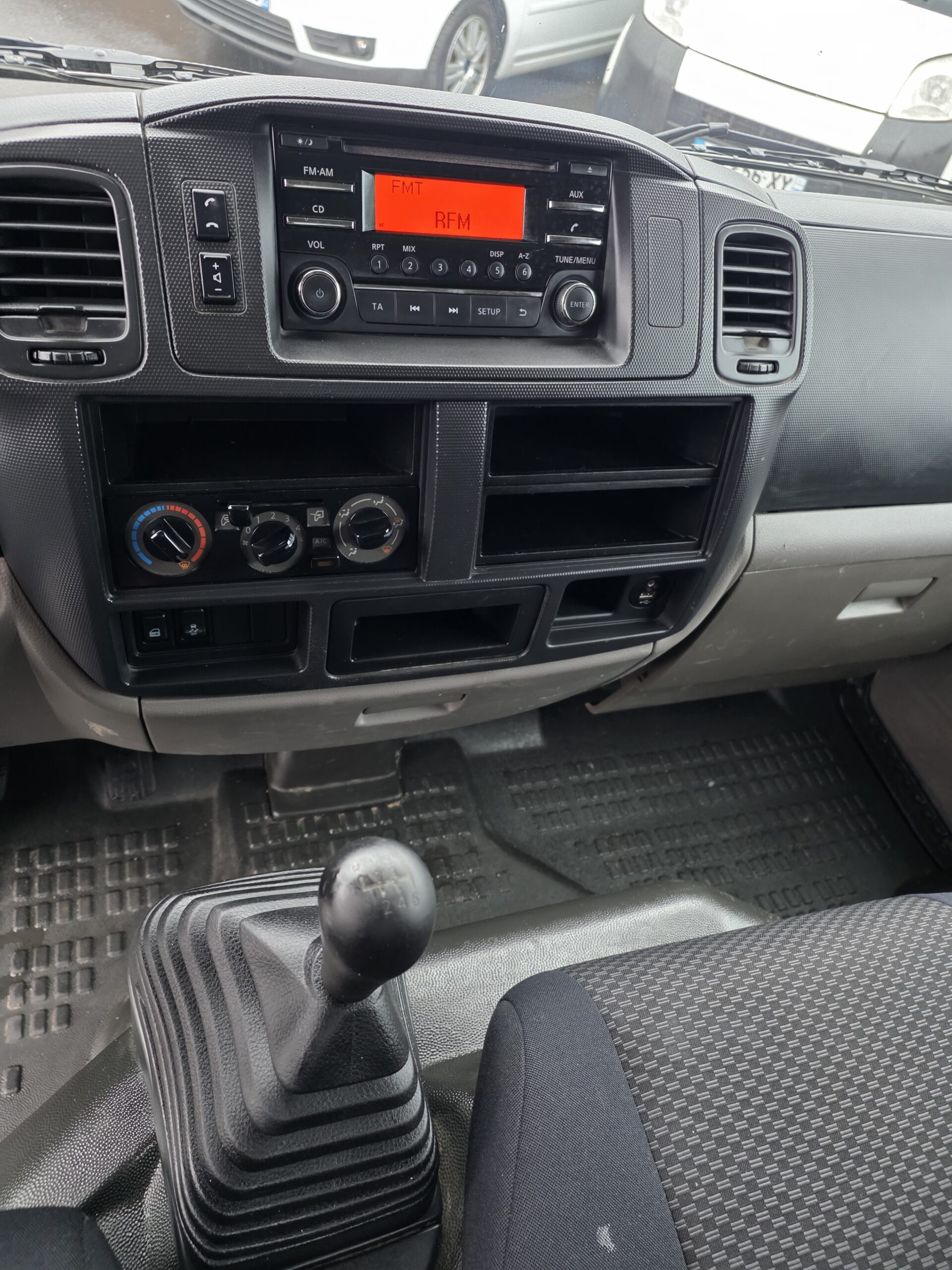 
								NISSAN MAXITY 3L 130CV 2021 130000KMS plein									