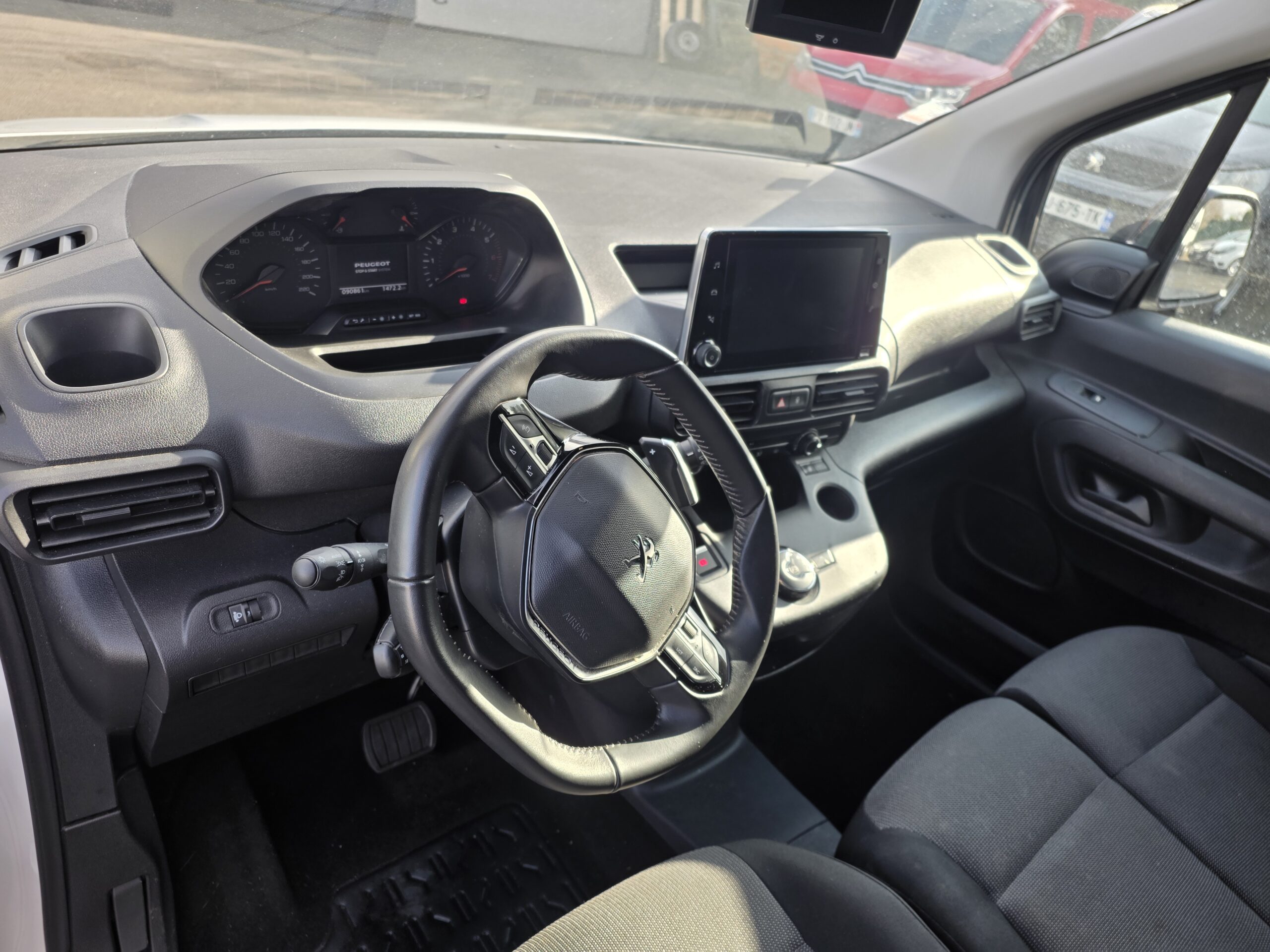 
								PEUGEOT PARTNER 1.5 HDI 130CV plein									