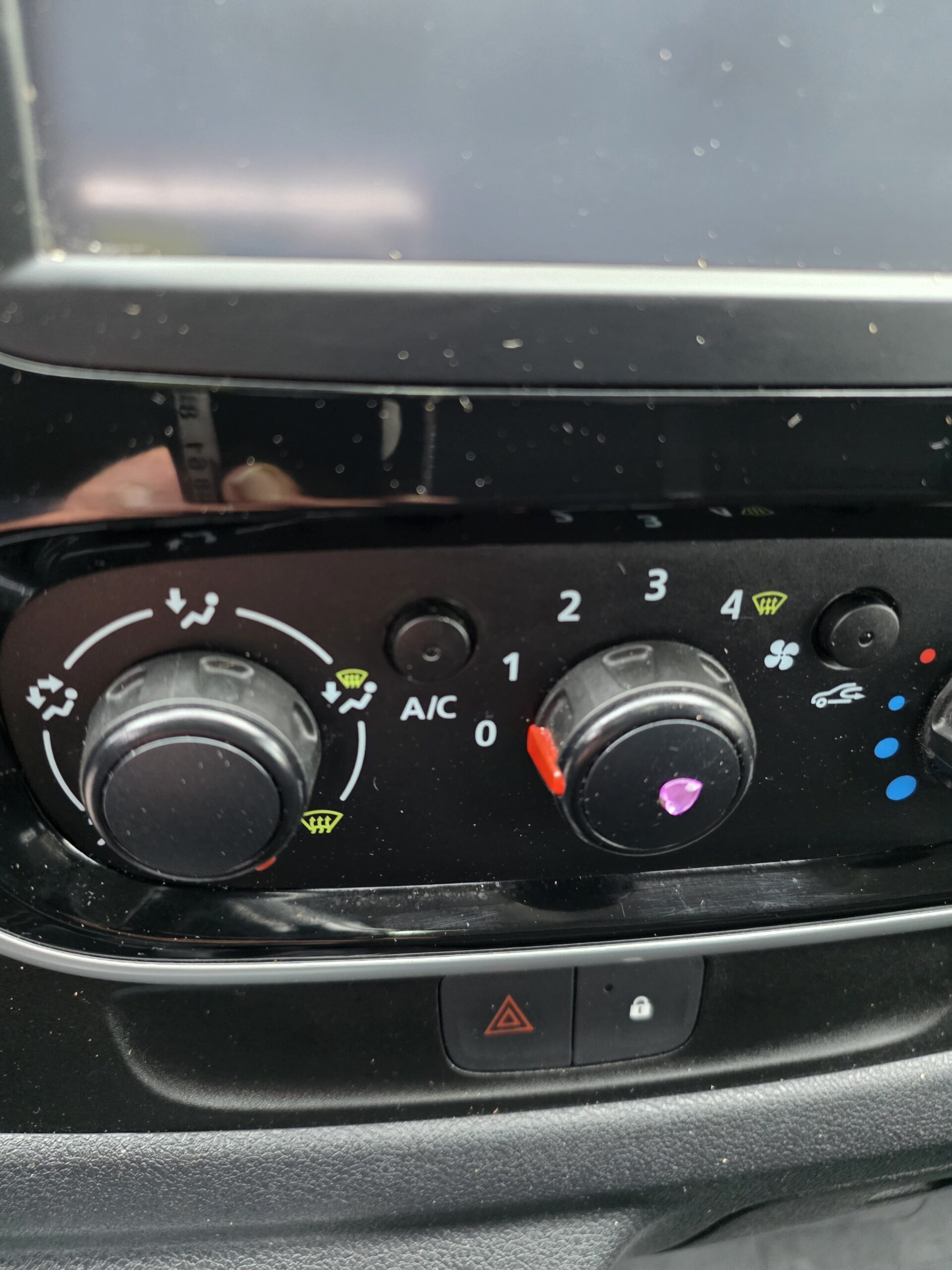 
								RENAULT  TRAFIC 1.6 DCI 120CV L1H1 plein									