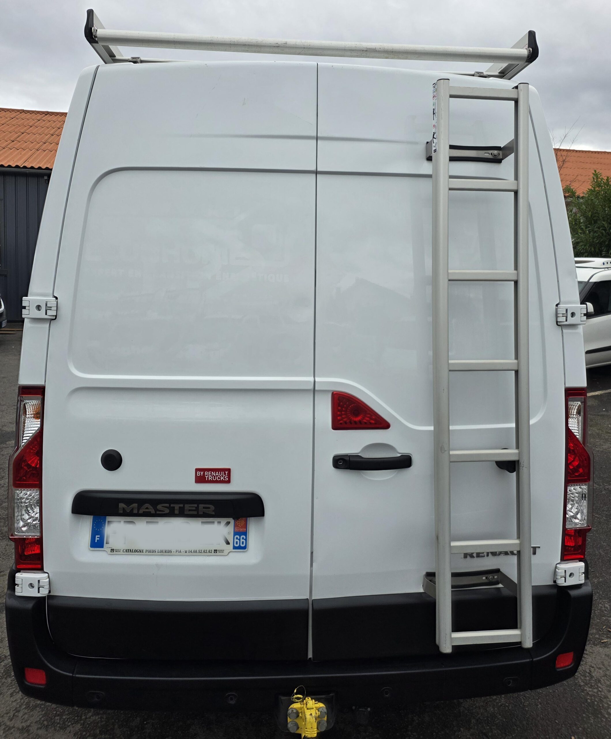 
								RENAULT MASTER RT (RENAULT TRUCK) 2.3 B.Dci 150CV L2H2 Galerie + Echelle plein									