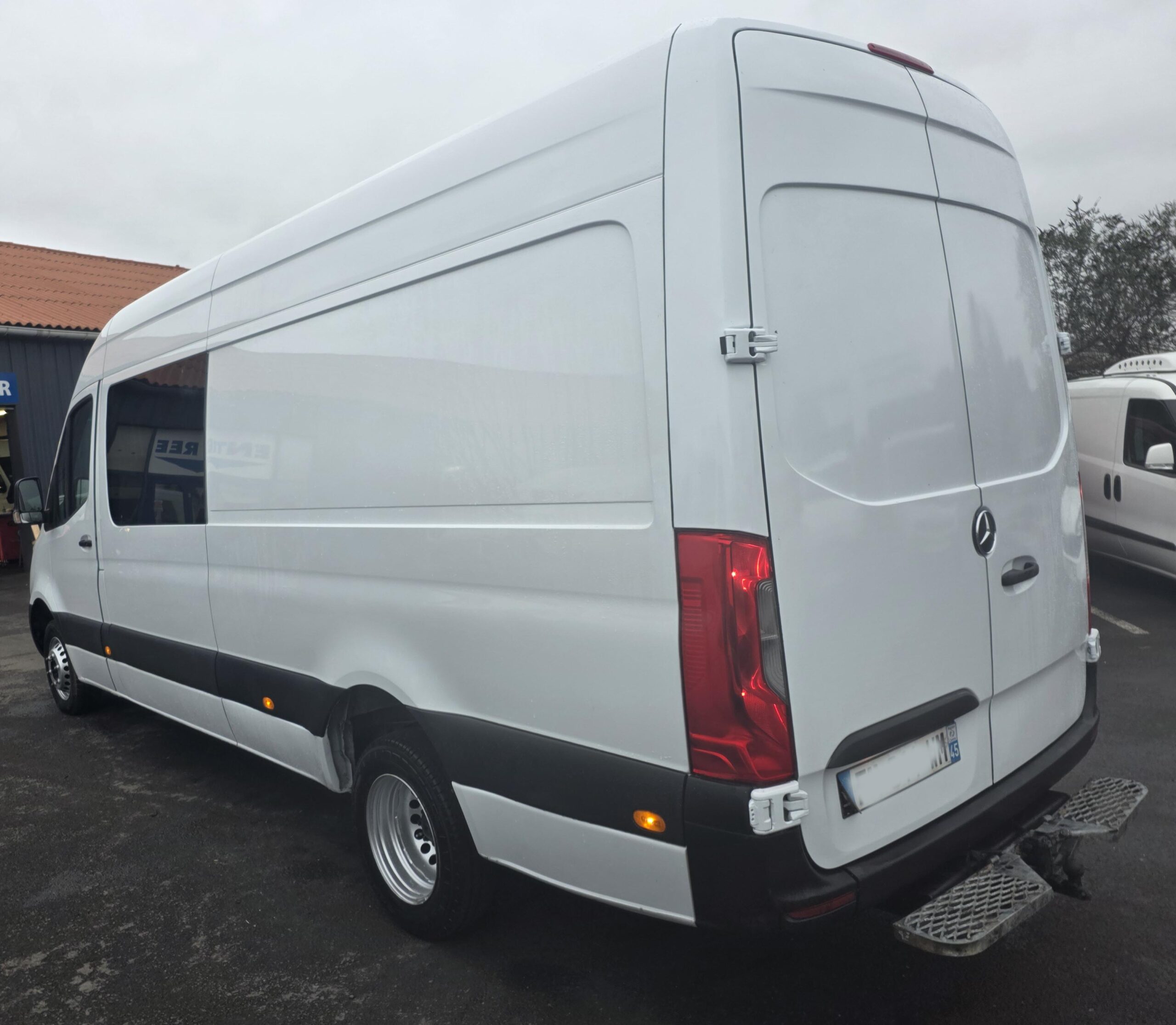 
								MERCEDES BENZ SPRINTER 519 V6 3L 190CV 6 PLACES plein									