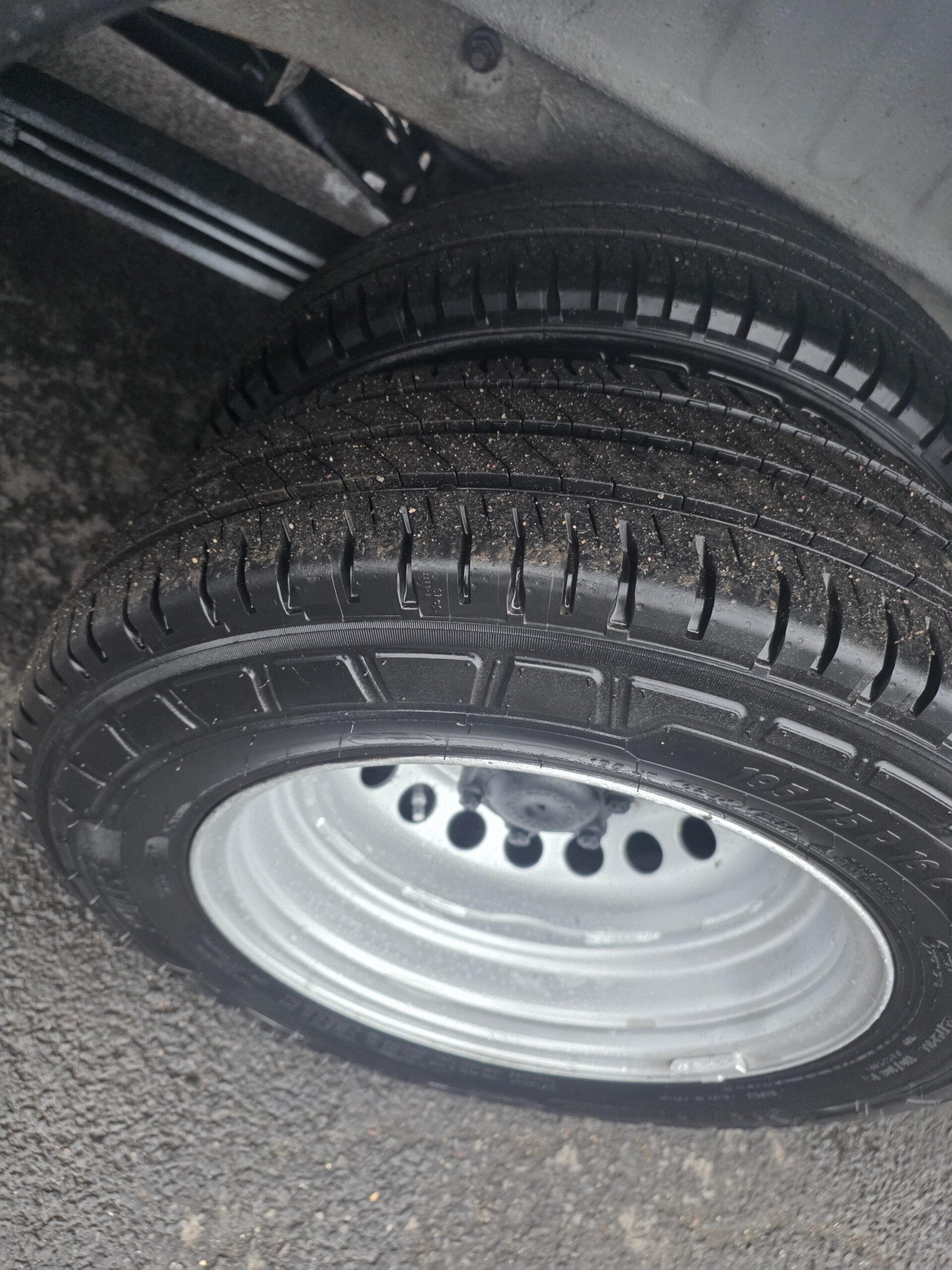 
								MERCEDES BENZ SPRINTER 519 V6 3L 190CV 6 PLACES plein									