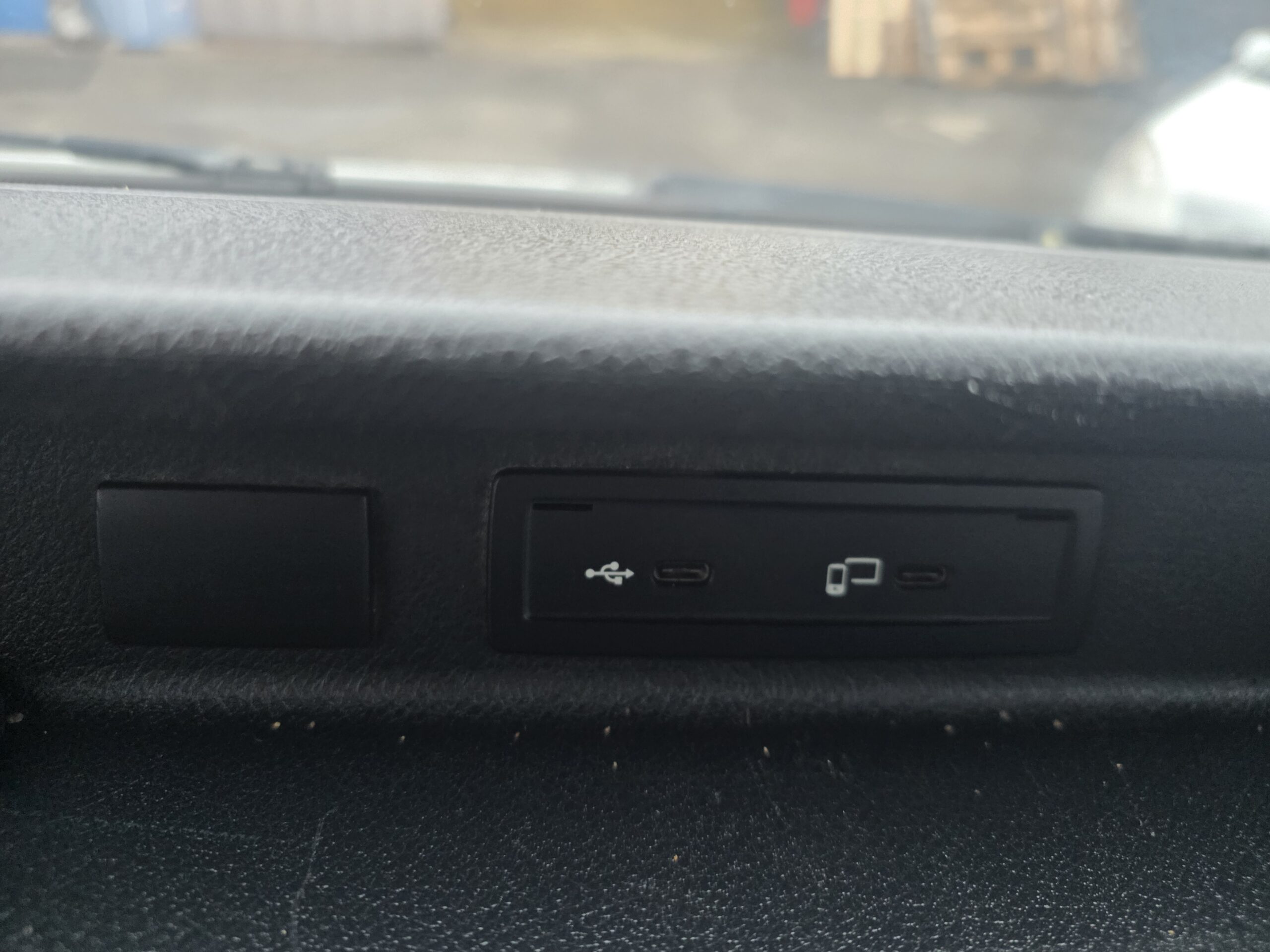 
								MERCEDES BENZ SPRINTER 519 V6 3L 190CV 6 PLACES plein									