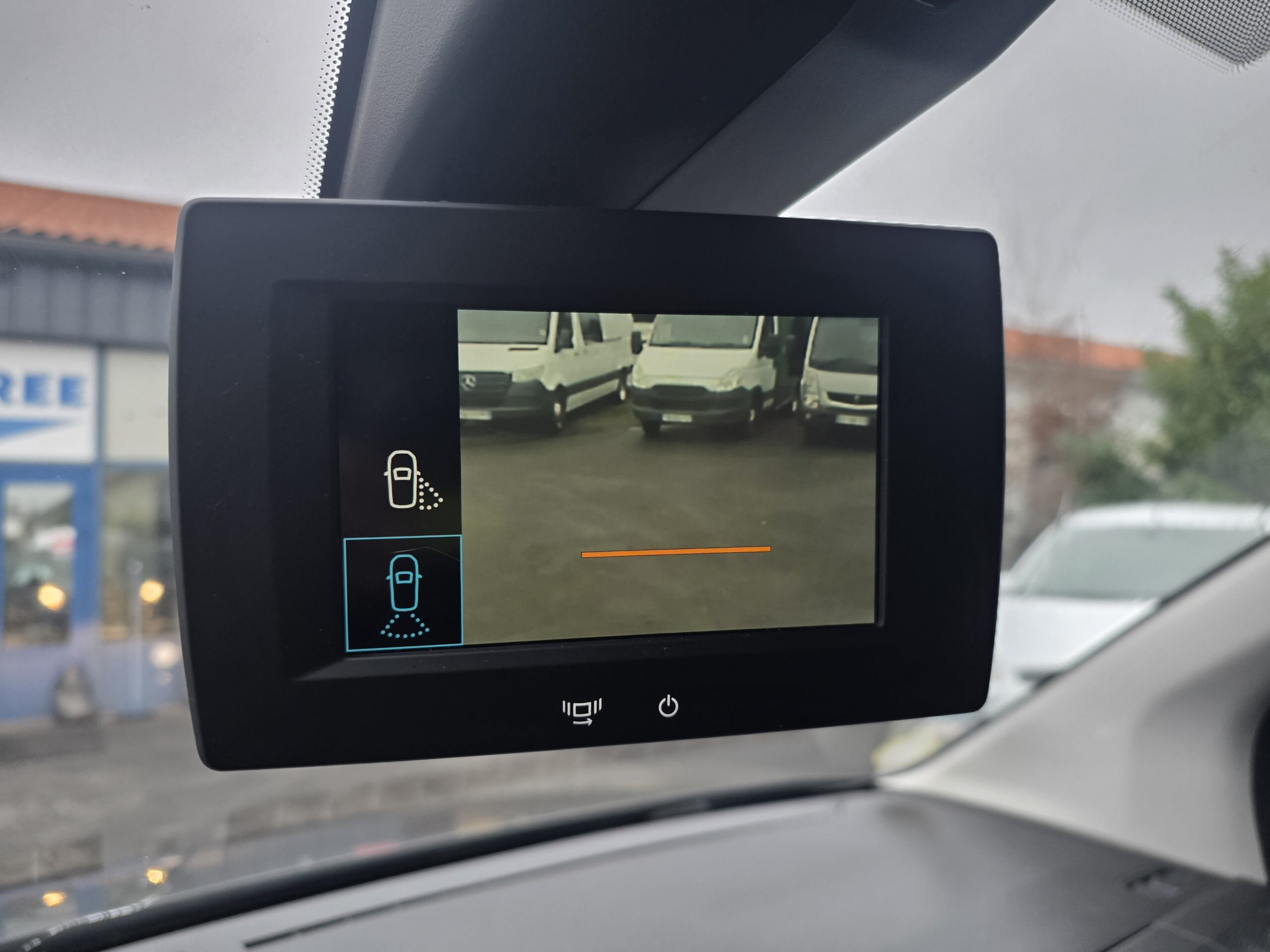 
								PEUGEOT PARTNER 1.5 Blue HDI 130cv BOITE AUTOMATIQUE plein									