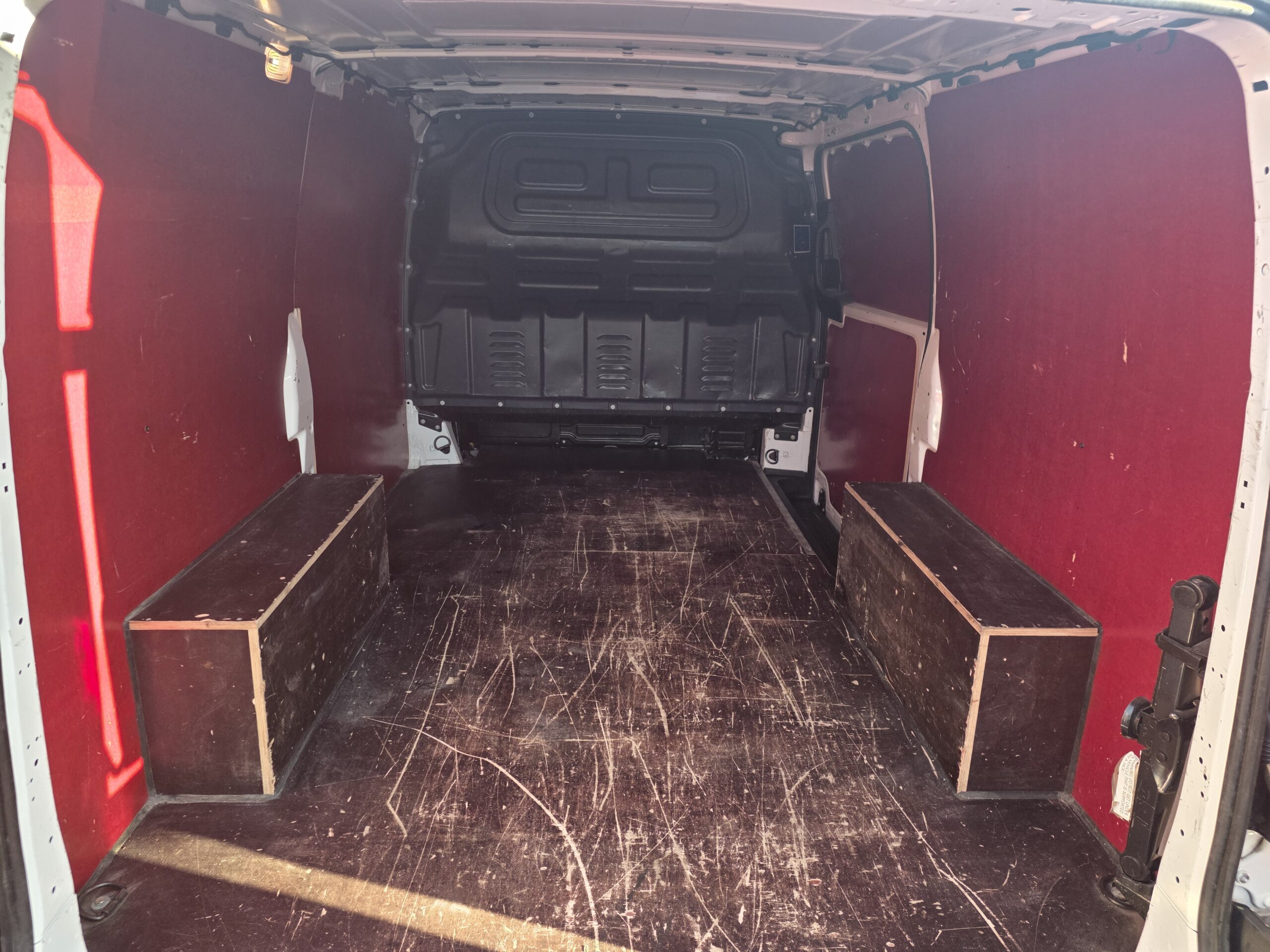 
								MERCEDES-BENZ VITO LONG 114CDI avec galerie MTS alu État Neuf plein									