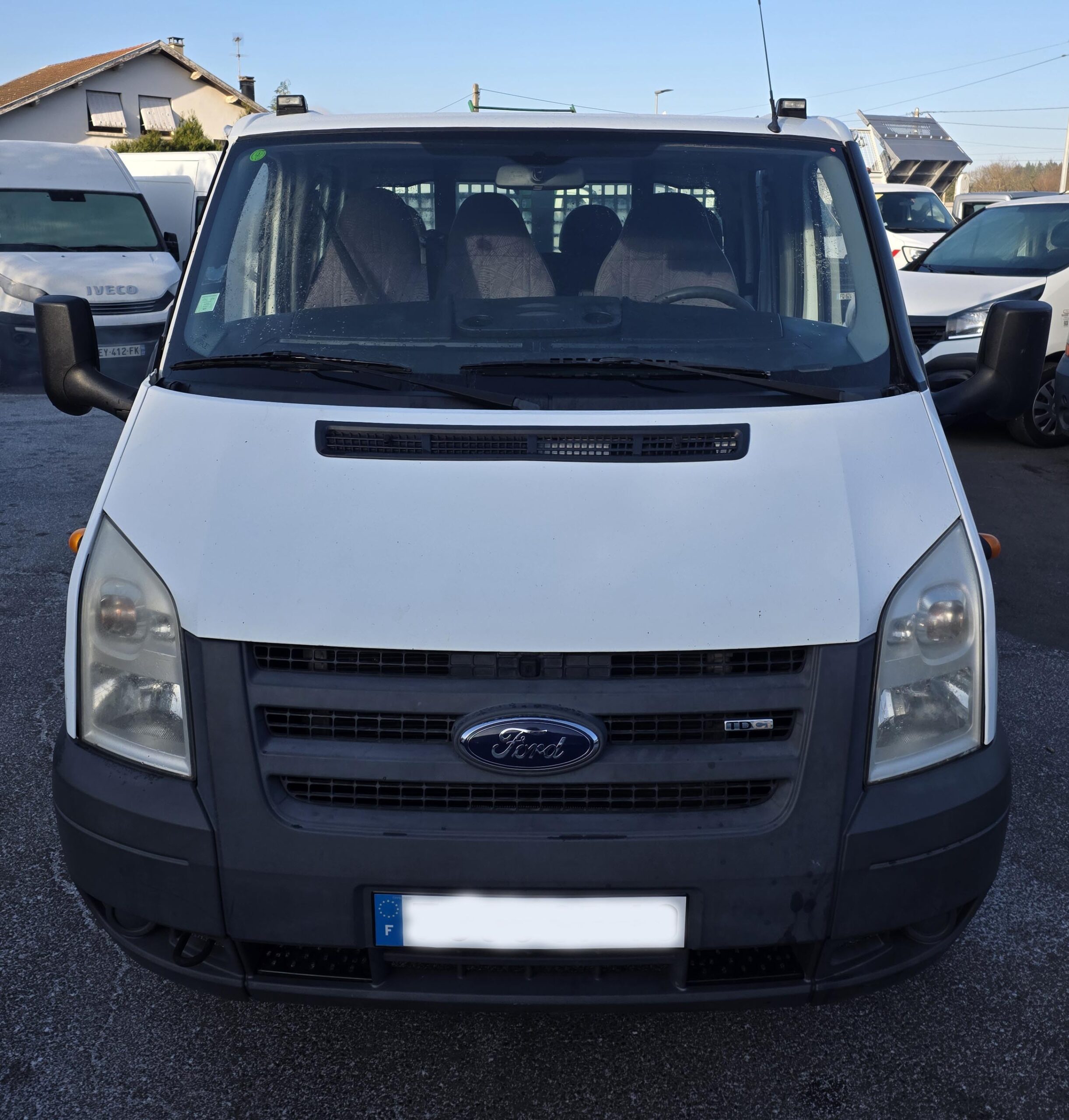 
								FORD TRANSIT DOUBLE CABINE 7 PLACES 2.4 TDCI 115CV plein									