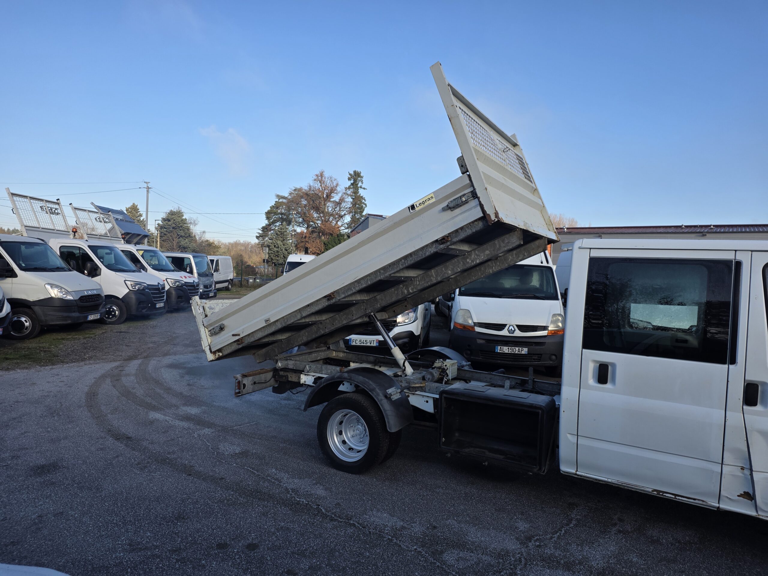 
								FORD TRANSIT DOUBLE CABINE 7 PLACES 2.4 TDCI 115CV plein									