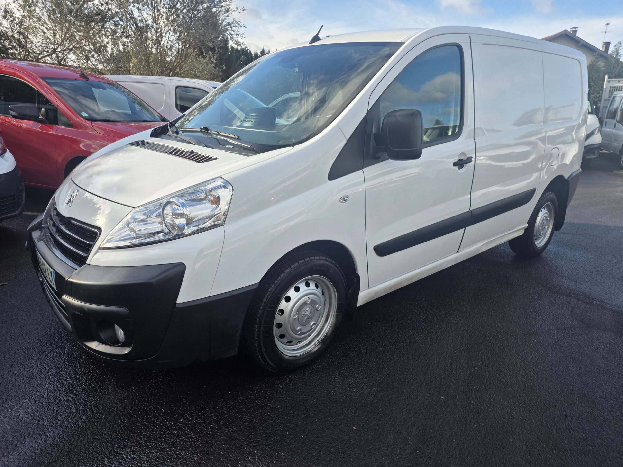 
								PEUGEOT EXPERT 2L HDI 128CV L1H1 10/2015 plein									