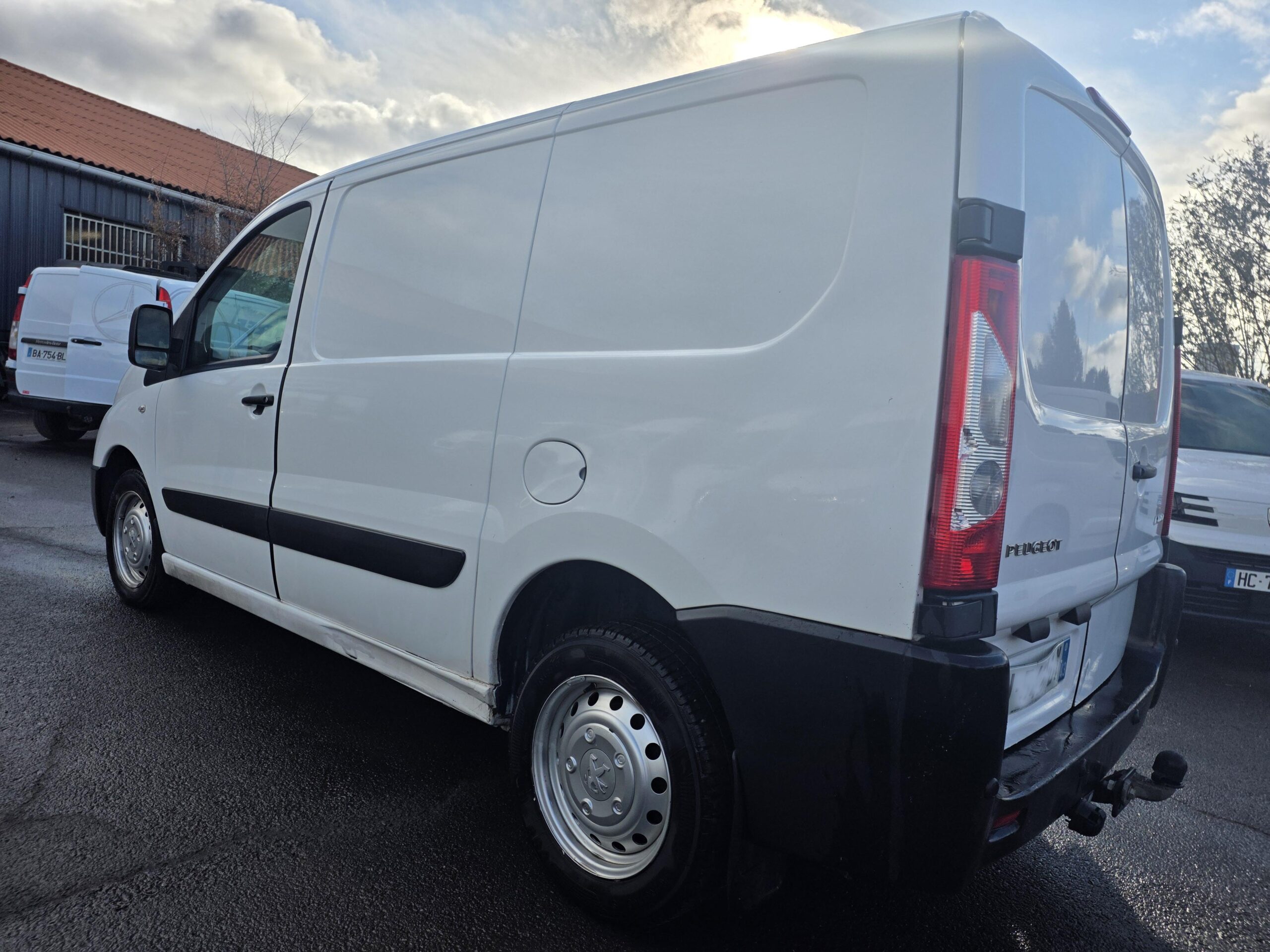 
								PEUGEOT EXPERT 2L HDI 128CV L1H1 10/2015 plein									