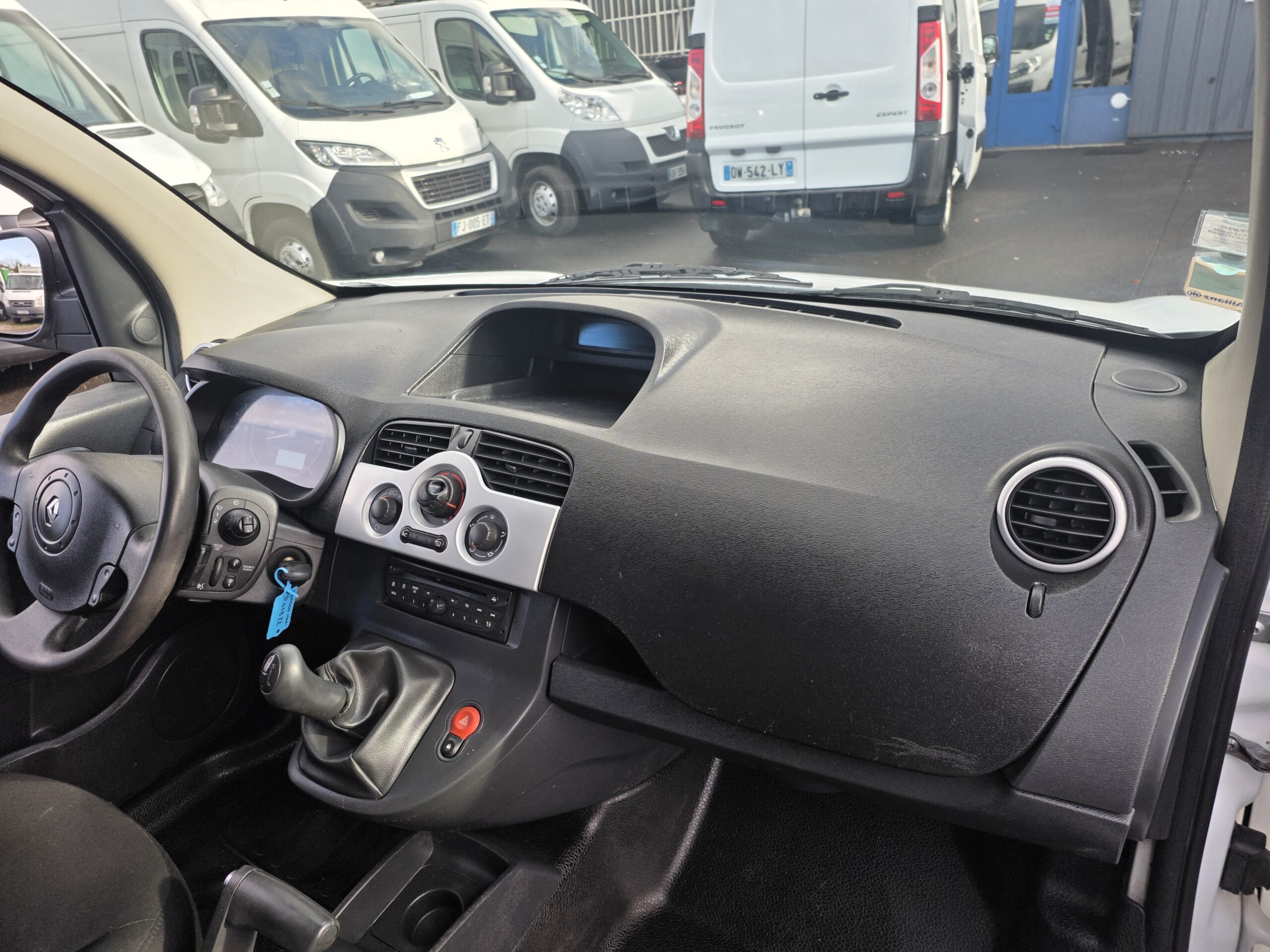
								RENAULT  KANGOO MAXI 1.5 DCI 90CV plein									