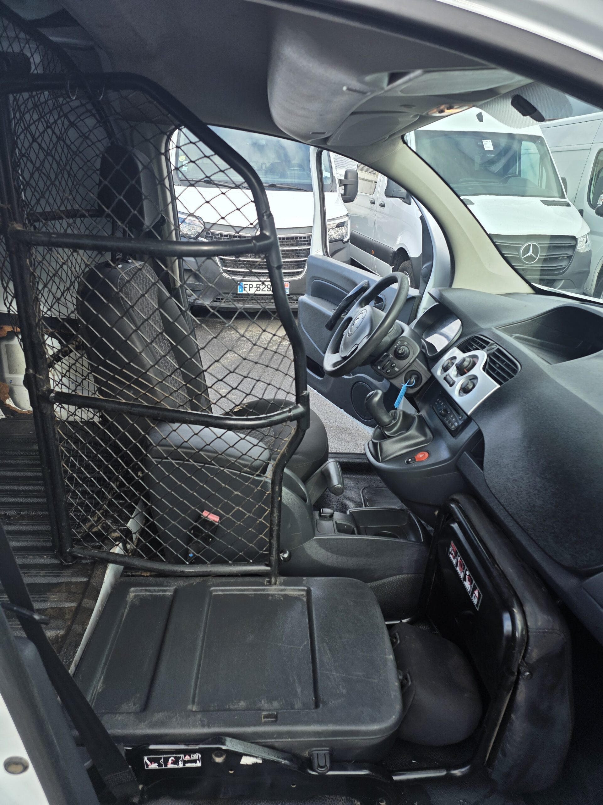 
								RENAULT  KANGOO MAXI 1.5 DCI 90CV plein									