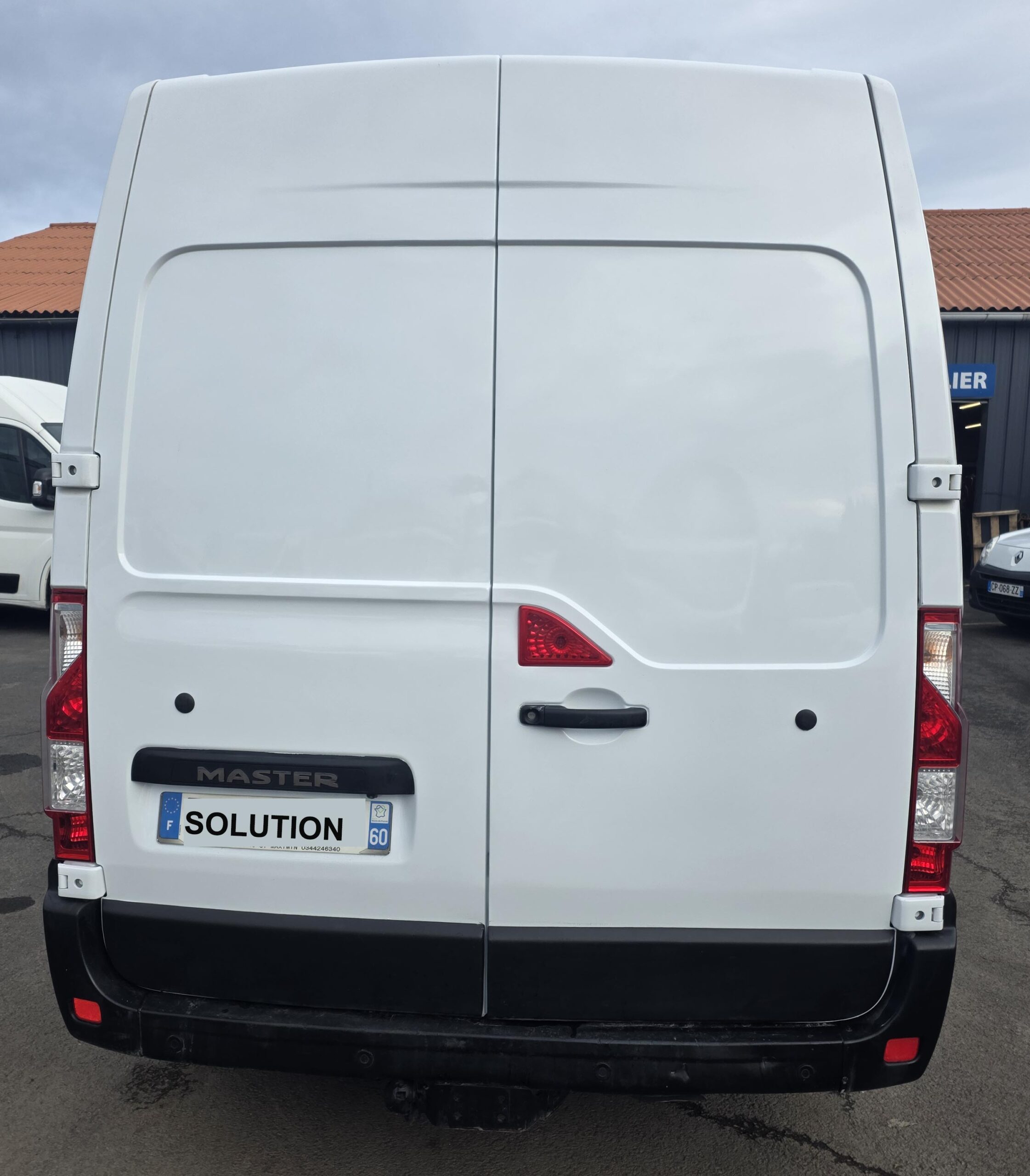 
								RENAULT MASTER L2H2 110CV 7 PLACES GRUAU aménagé atelier plein									