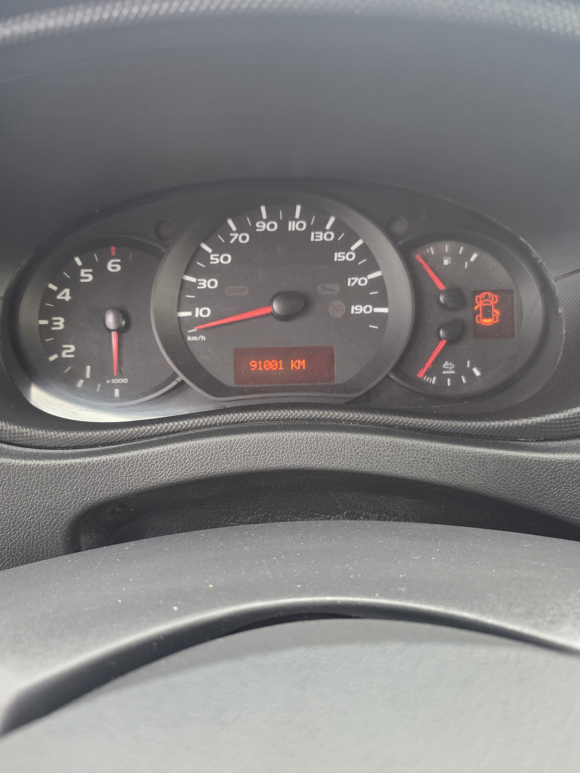 
								RENAULT MASTER L2H2 110CV 7 PLACES GRUAU aménagé atelier plein									