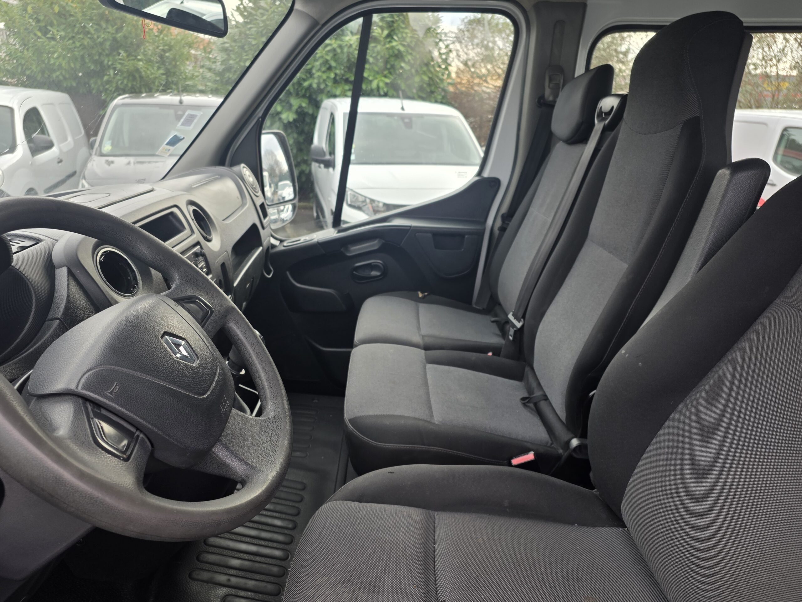 
								RENAULT MASTER L2H2 110CV 7 PLACES GRUAU aménagé atelier plein									