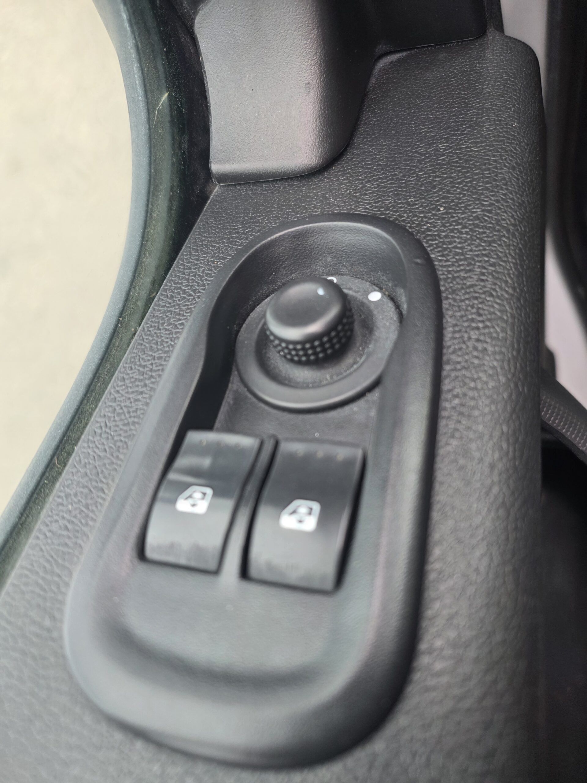 
								RENAULT MASTER L2H2 110CV 7 PLACES GRUAU aménagé atelier plein									