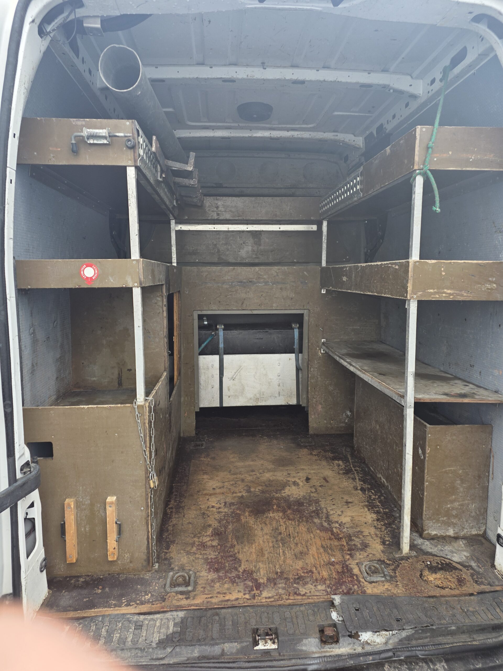 
								RENAULT MASTER L2H2 110CV 7 PLACES GRUAU aménagé atelier plein									