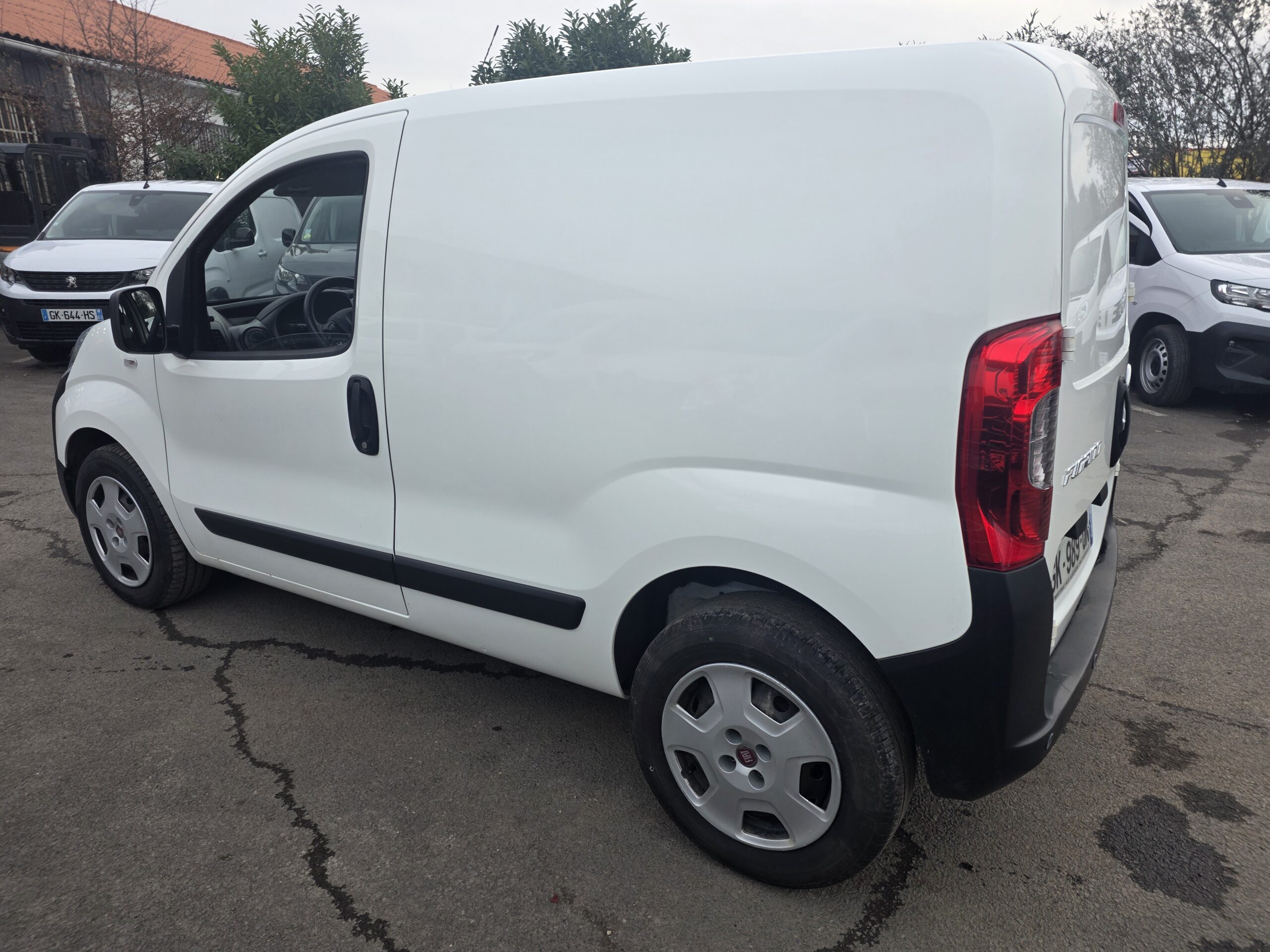 
								FIAT FIORINO 1.3 JTD 80CV GARANTIE CONSTRUCTEUR 11/2026 plein									