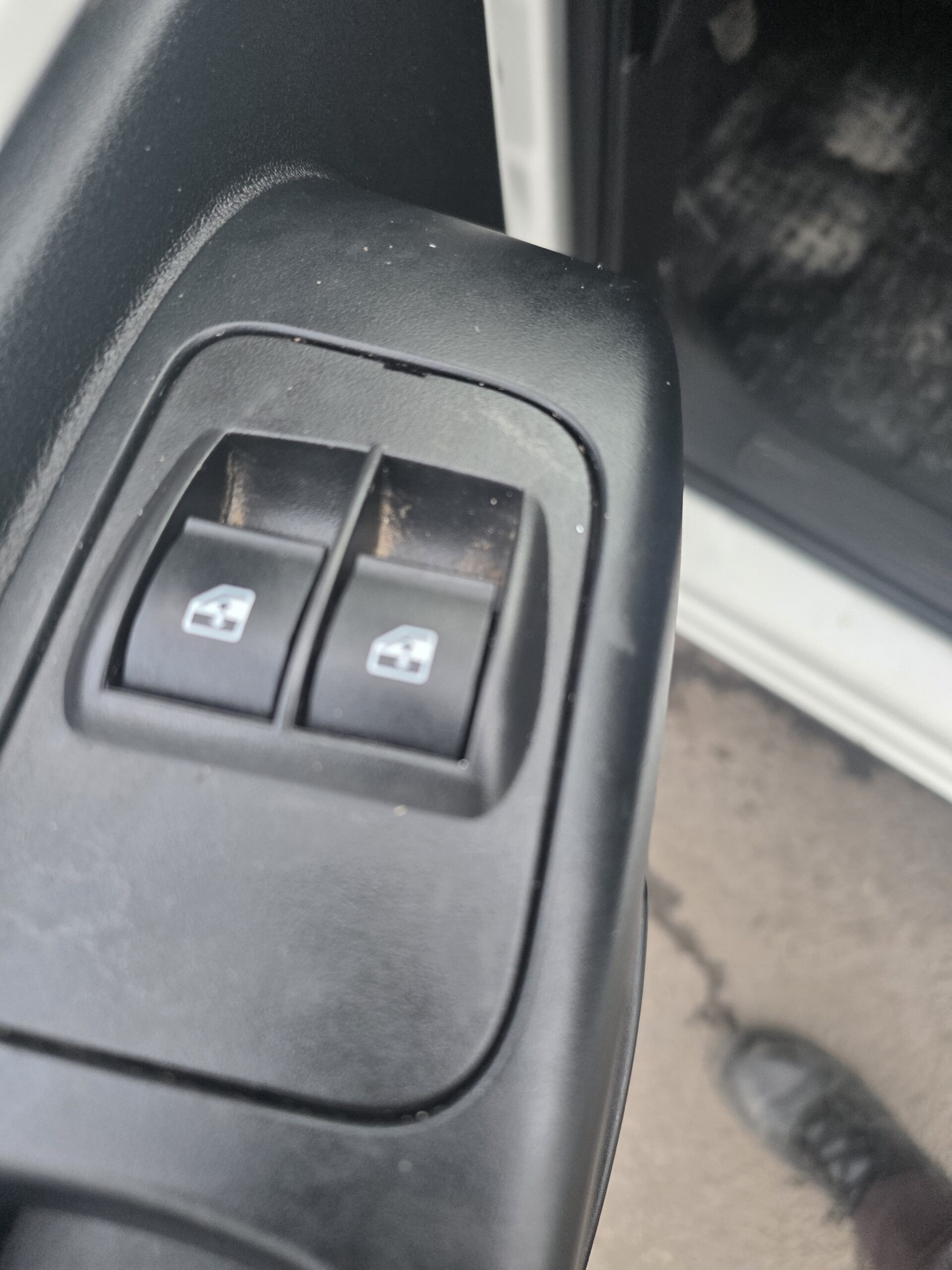 
								FIAT FIORINO 1.3 JTD 80CV GARANTIE CONSTRUCTEUR 11/2026 plein									