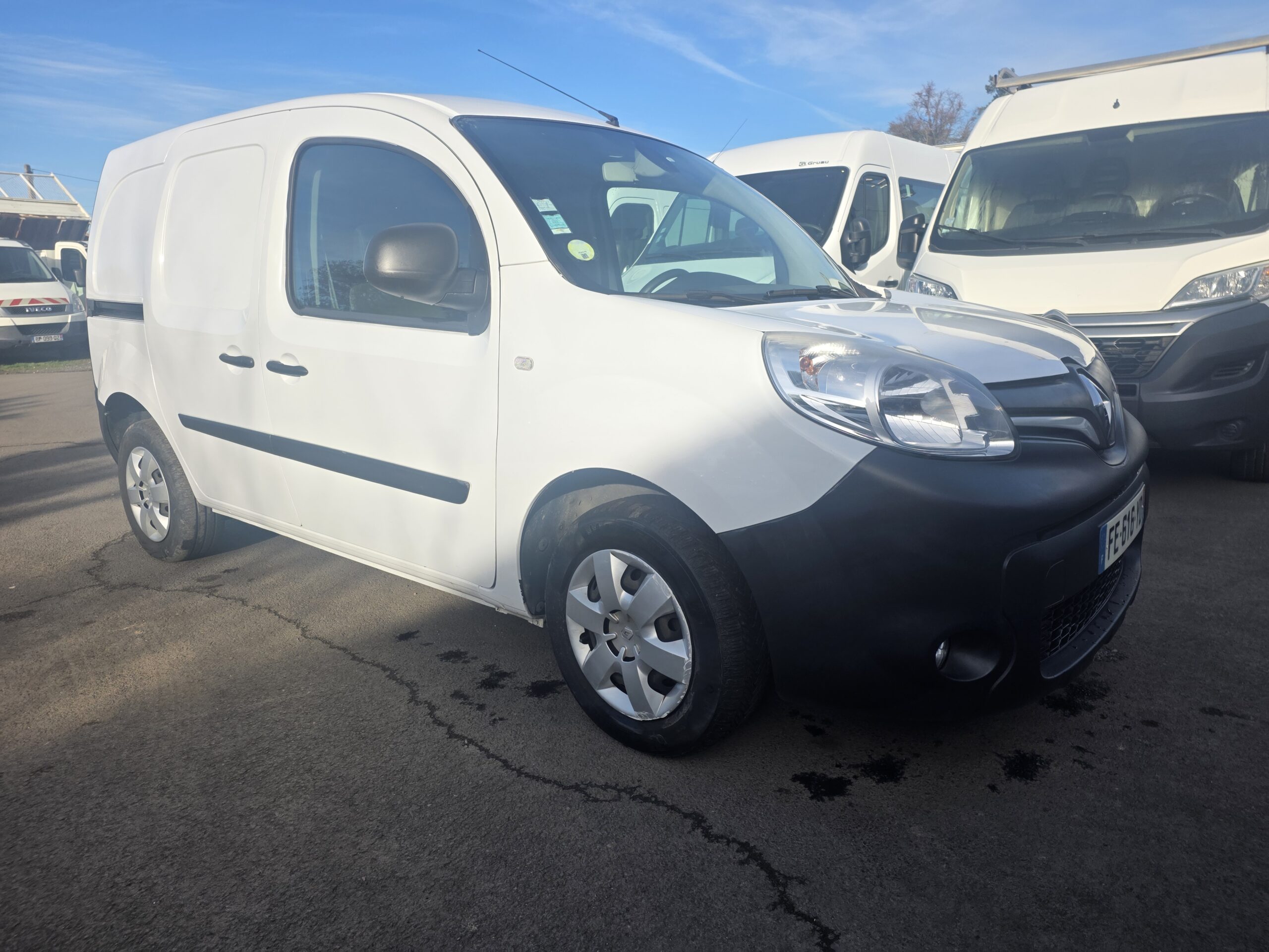 
								RENAULT KANGOO 1.5DCI 110 CV BOITE AUTOMATIQUE plein									