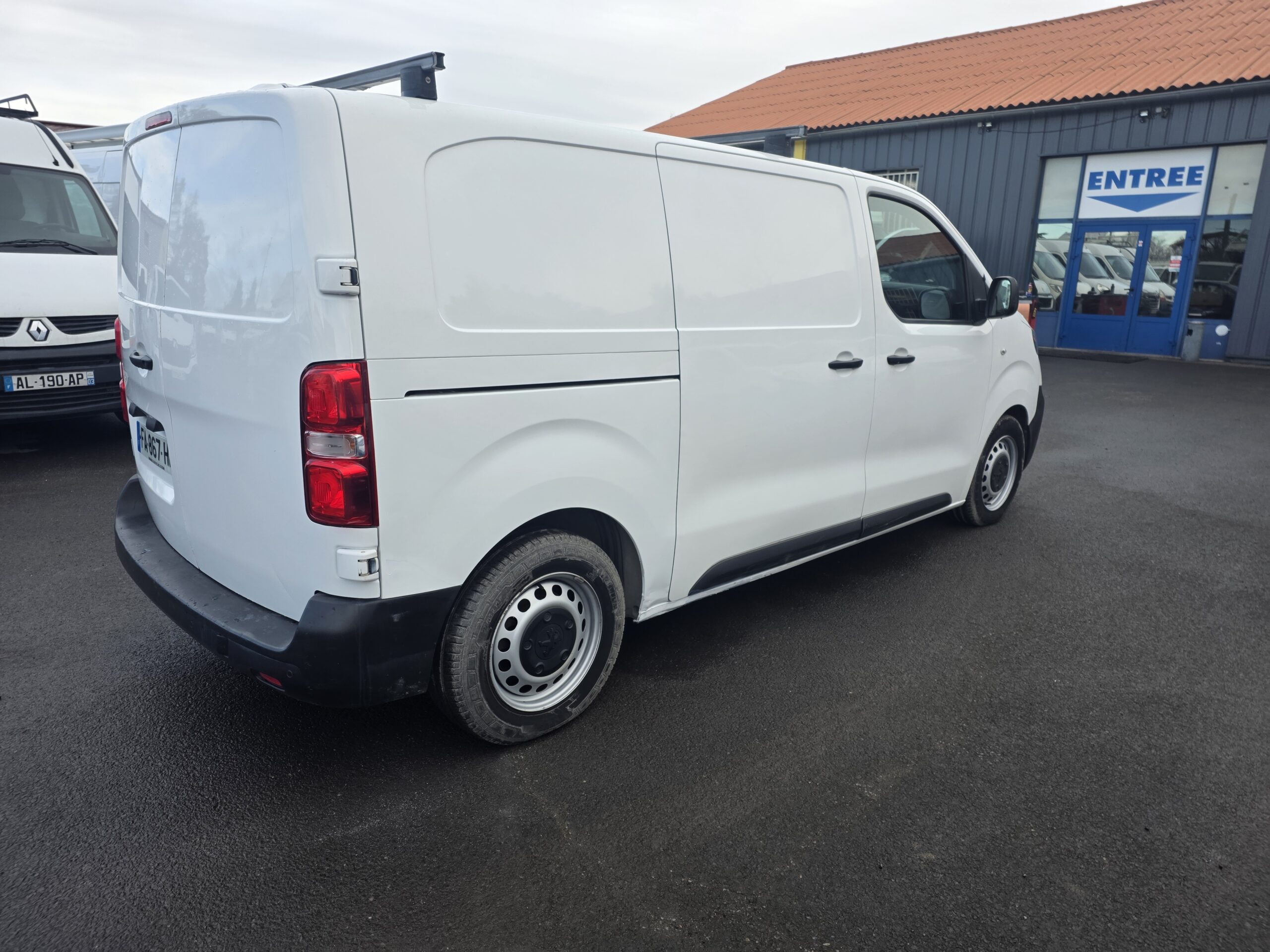 
								PEUGEOT EXPERT 1.6HDI 120CV BVM plein									