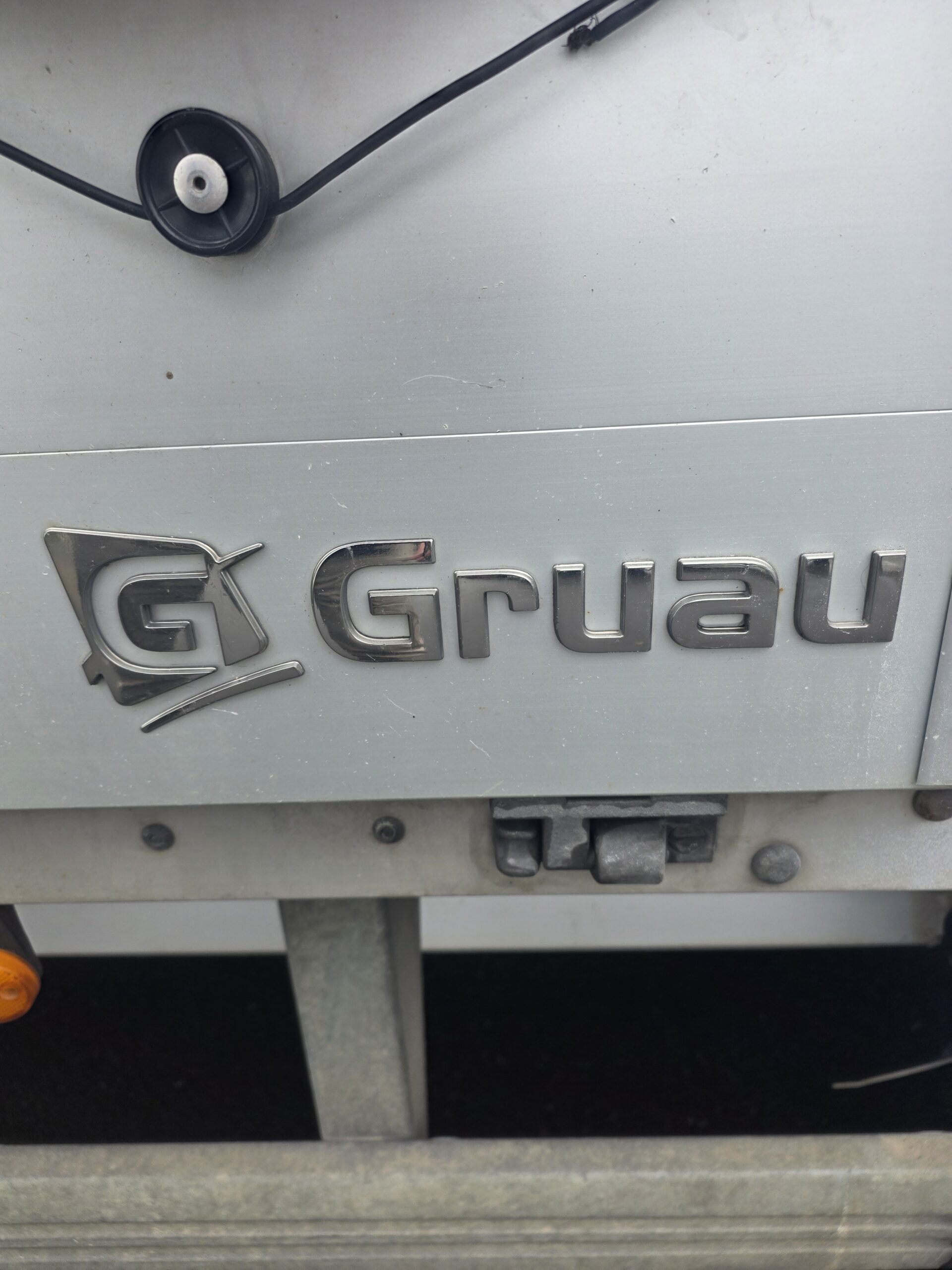 
								PEUGEOT  BOXER 2.2HDI 120CV 7 PLACES PLATEAU BACHÉ plein									