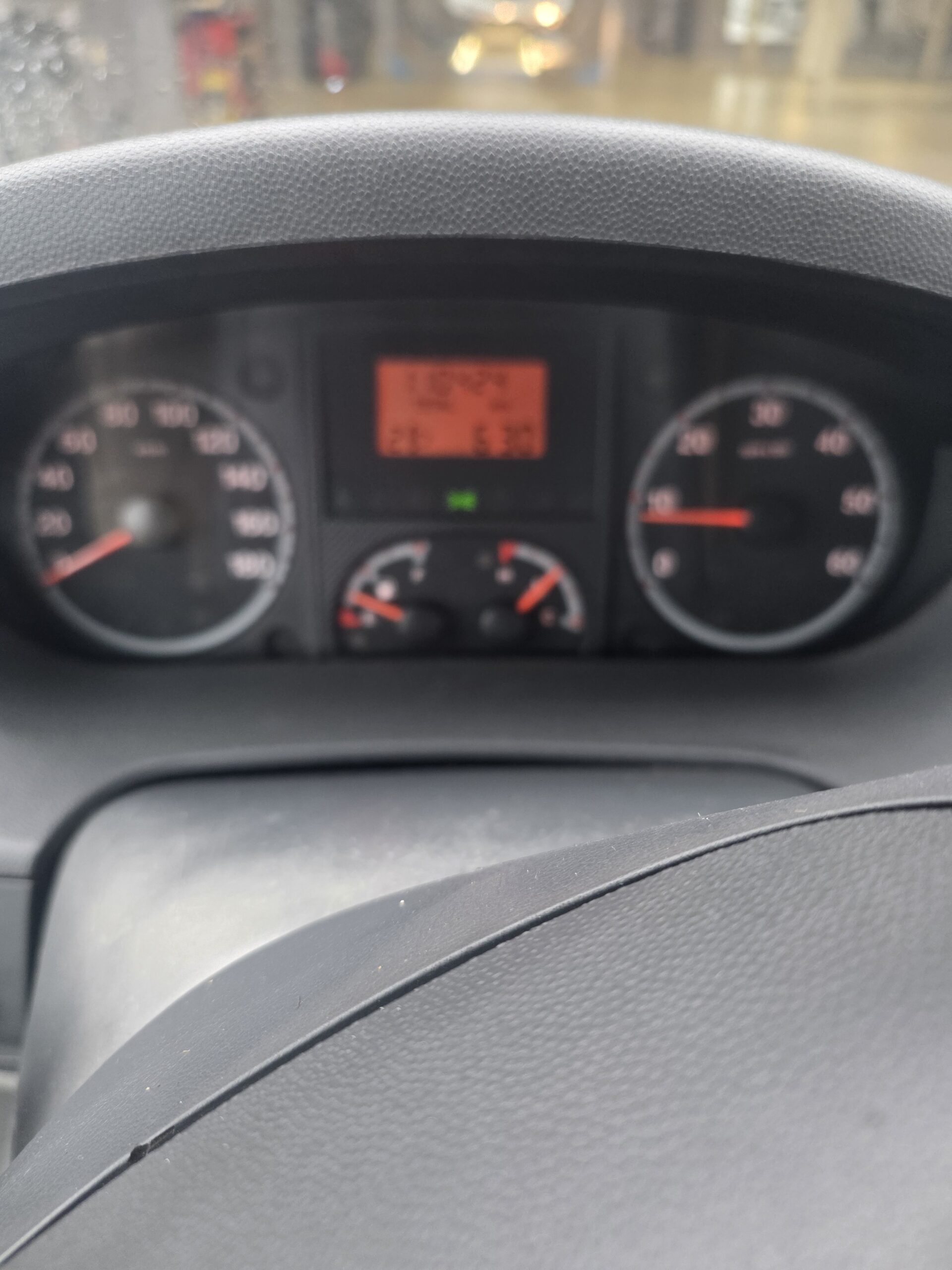 
								PEUGEOT  BOXER 2.2HDI 120CV 7 PLACES PLATEAU BACHÉ plein									