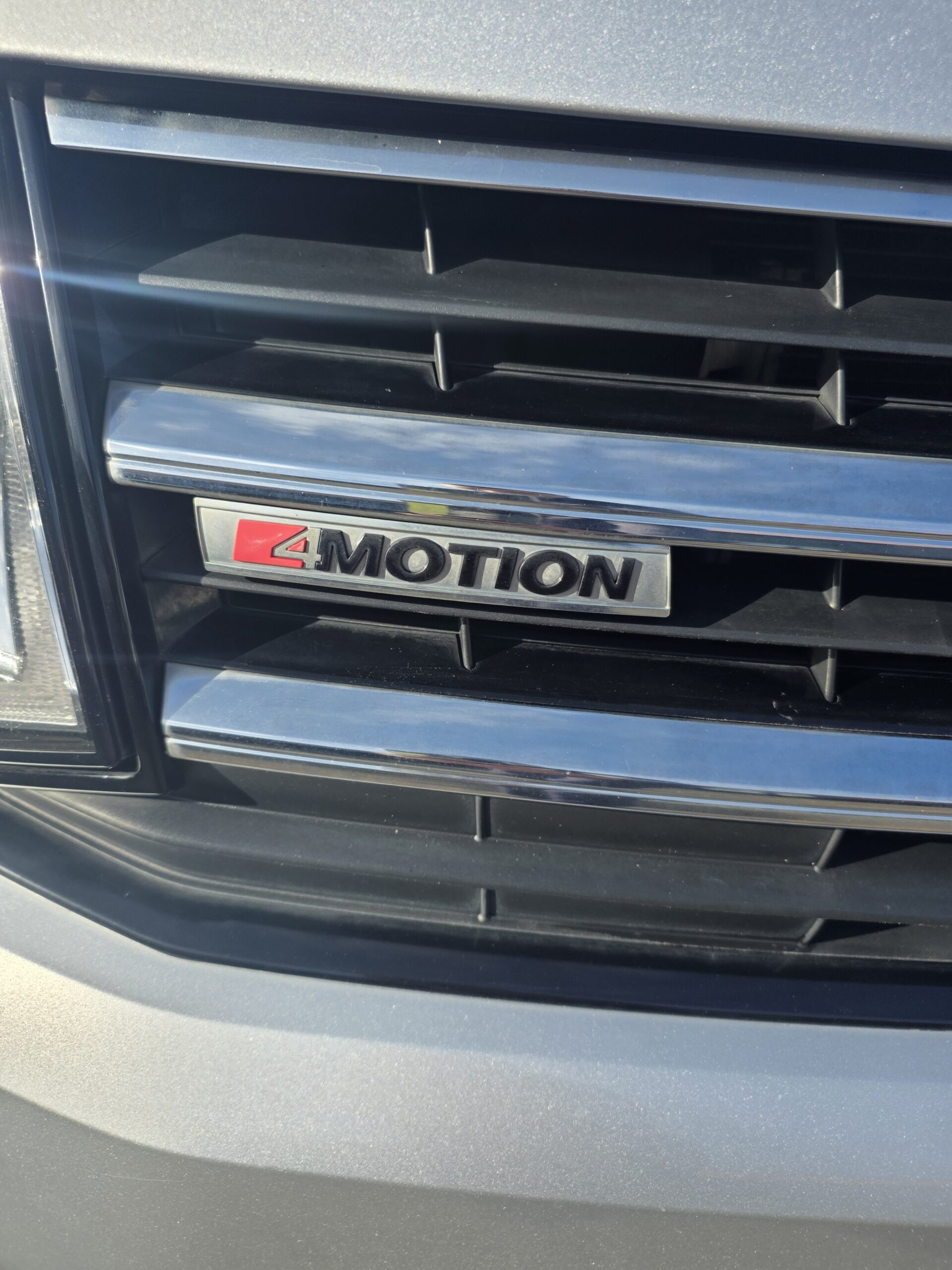 
								VOLKSWAGEN  TRANSPORTER  T6 COMBI 6 PLACES  4 MOTION DSG 6PLACES plein									