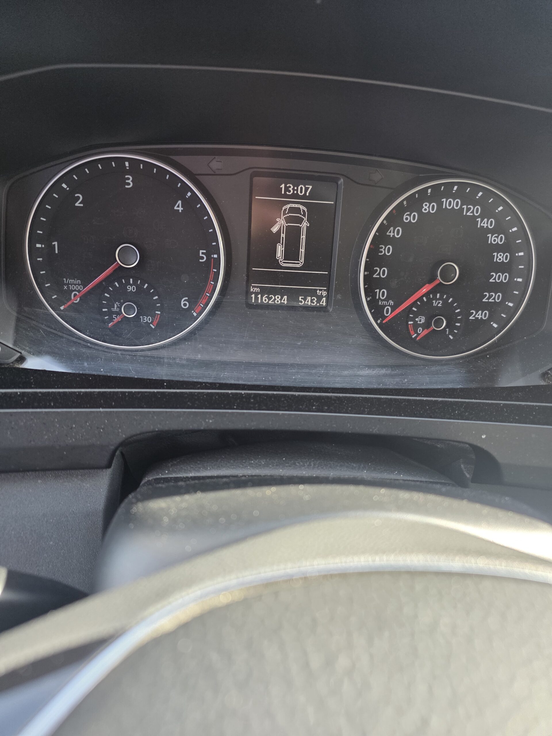 
								VOLKSWAGEN  TRANSPORTER  T6 COMBI 6 PLACES  4 MOTION DSG 6PLACES plein									