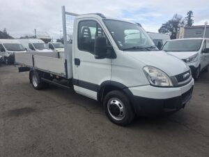 IVECO 35C13 PLATEAU 4m x 2m