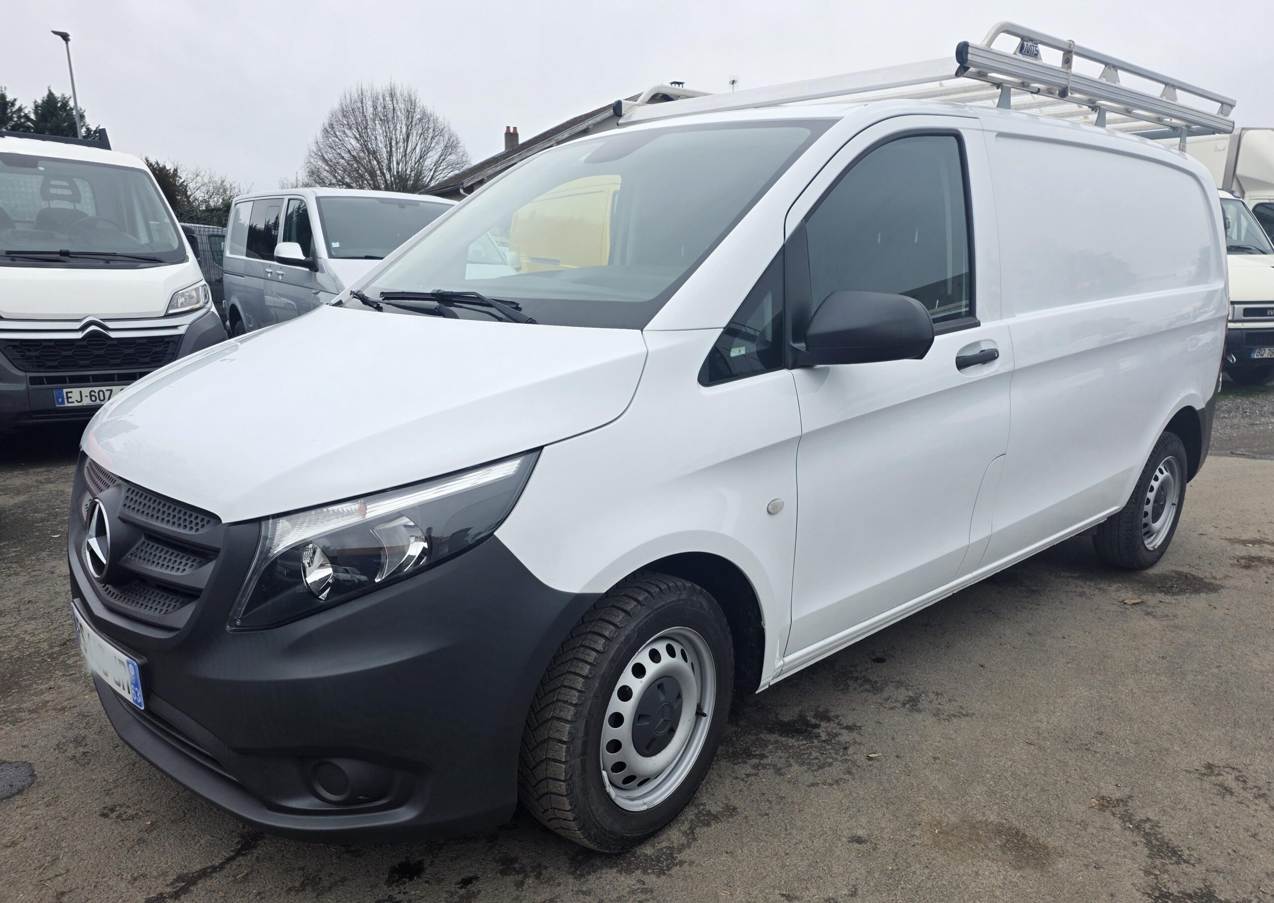 
								MERCEDES VITO  COURT 110CDI moteur Mercedes 1.7 plein									