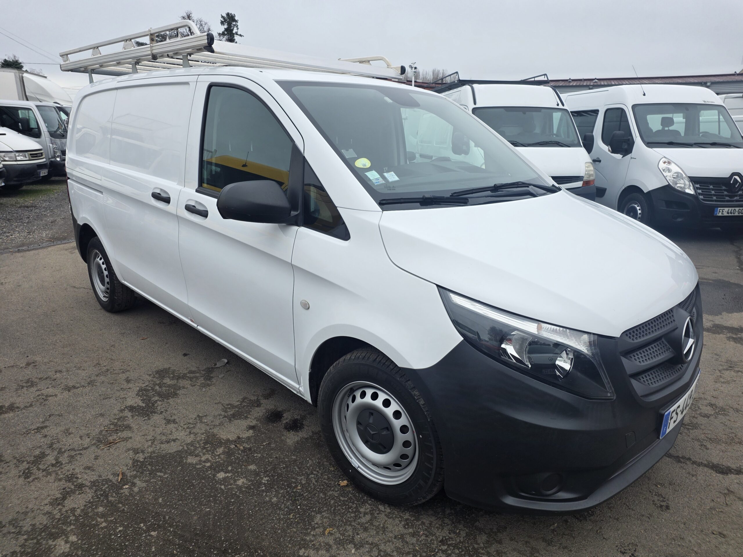 
								MERCEDES VITO  COURT 110CDI moteur Mercedes 1.7 plein									