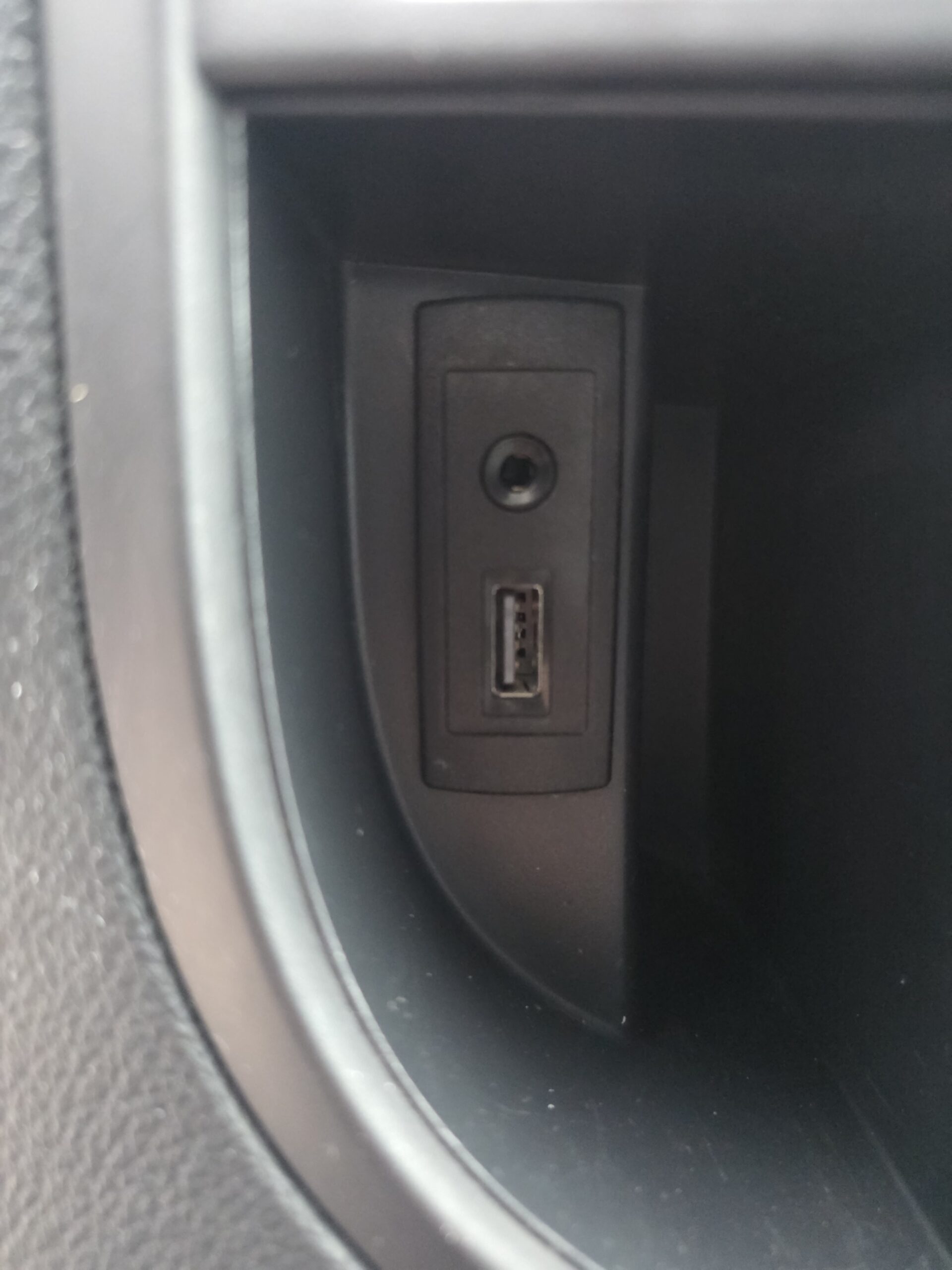 
								MERCEDES VITO  COURT 110CDI moteur Mercedes 1.7 plein									