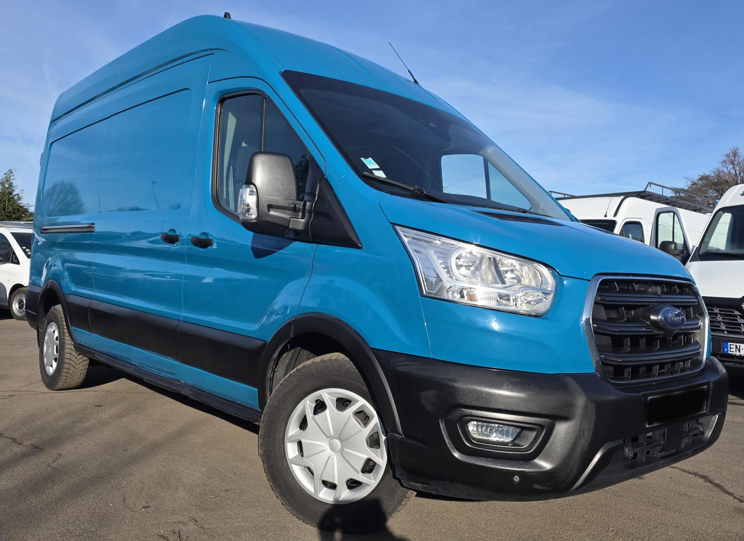 
								FORD  TRANSIT  2.0 TDCI 130CV BOITE AUTOMATIQUE plein									