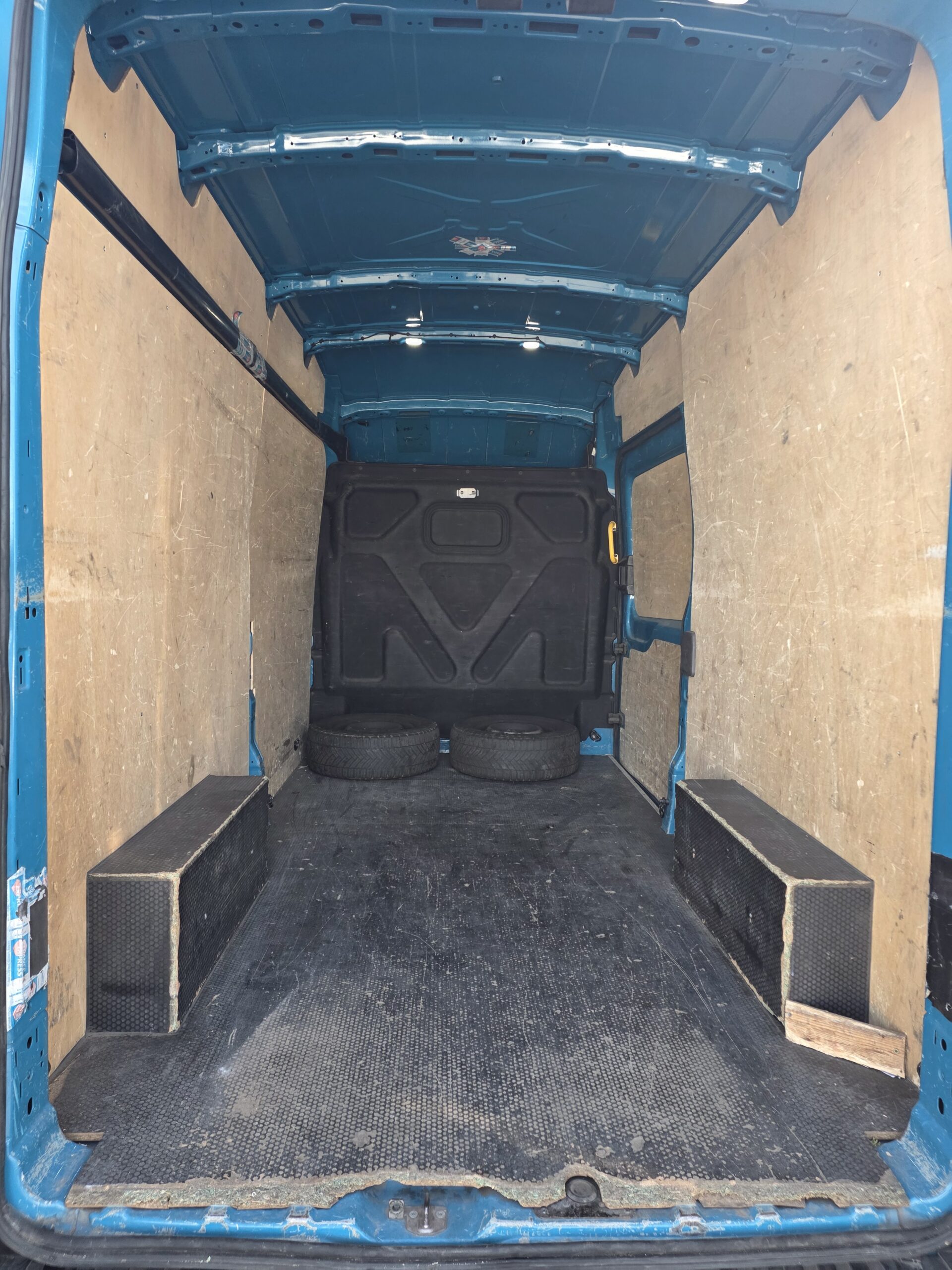 
								FORD  TRANSIT  2.0 TDCI 130CV BOITE AUTOMATIQUE plein									