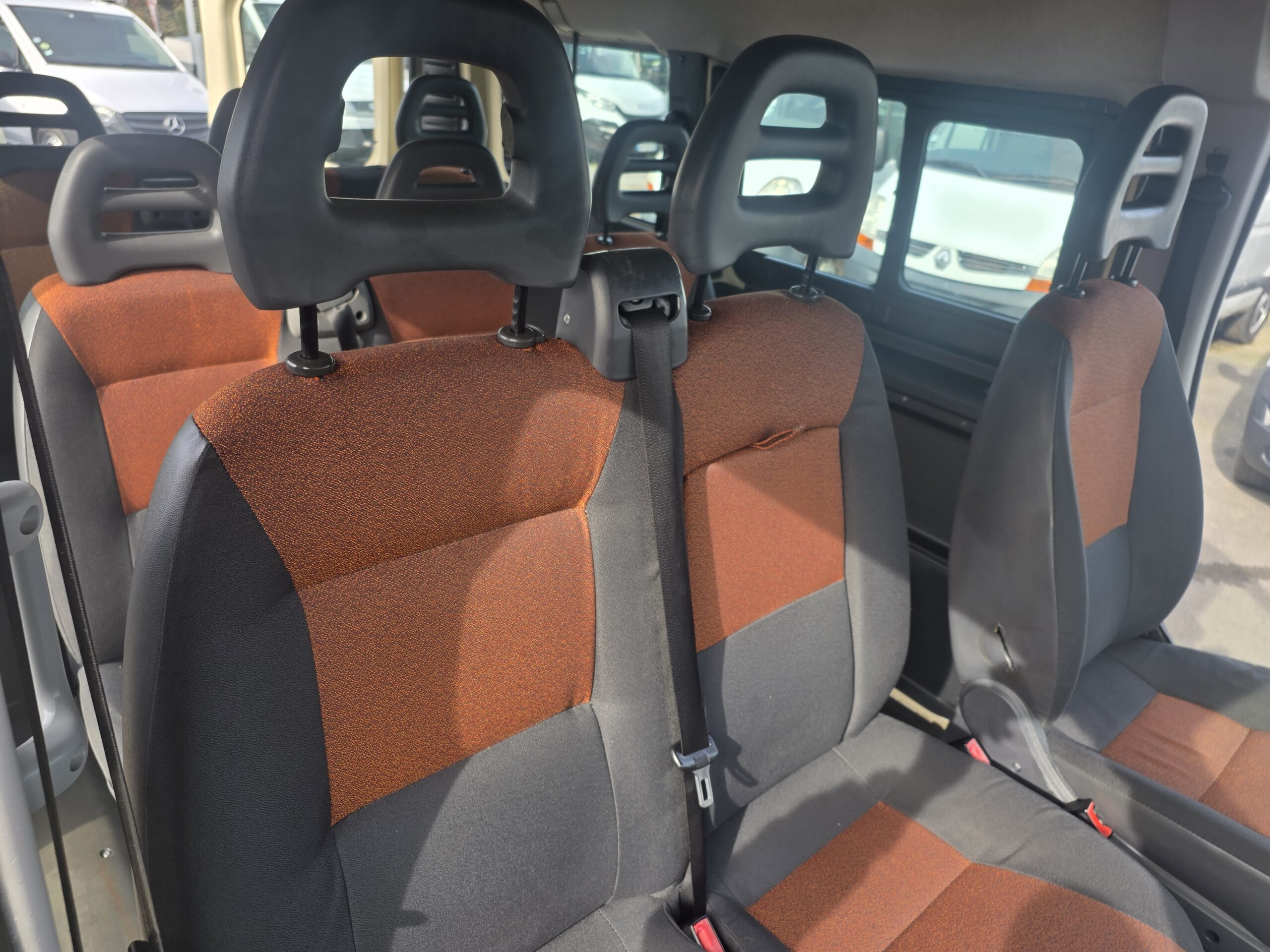 
								FIAT DUCATO 9 PLACES 2.3 MJT 120CV plein									