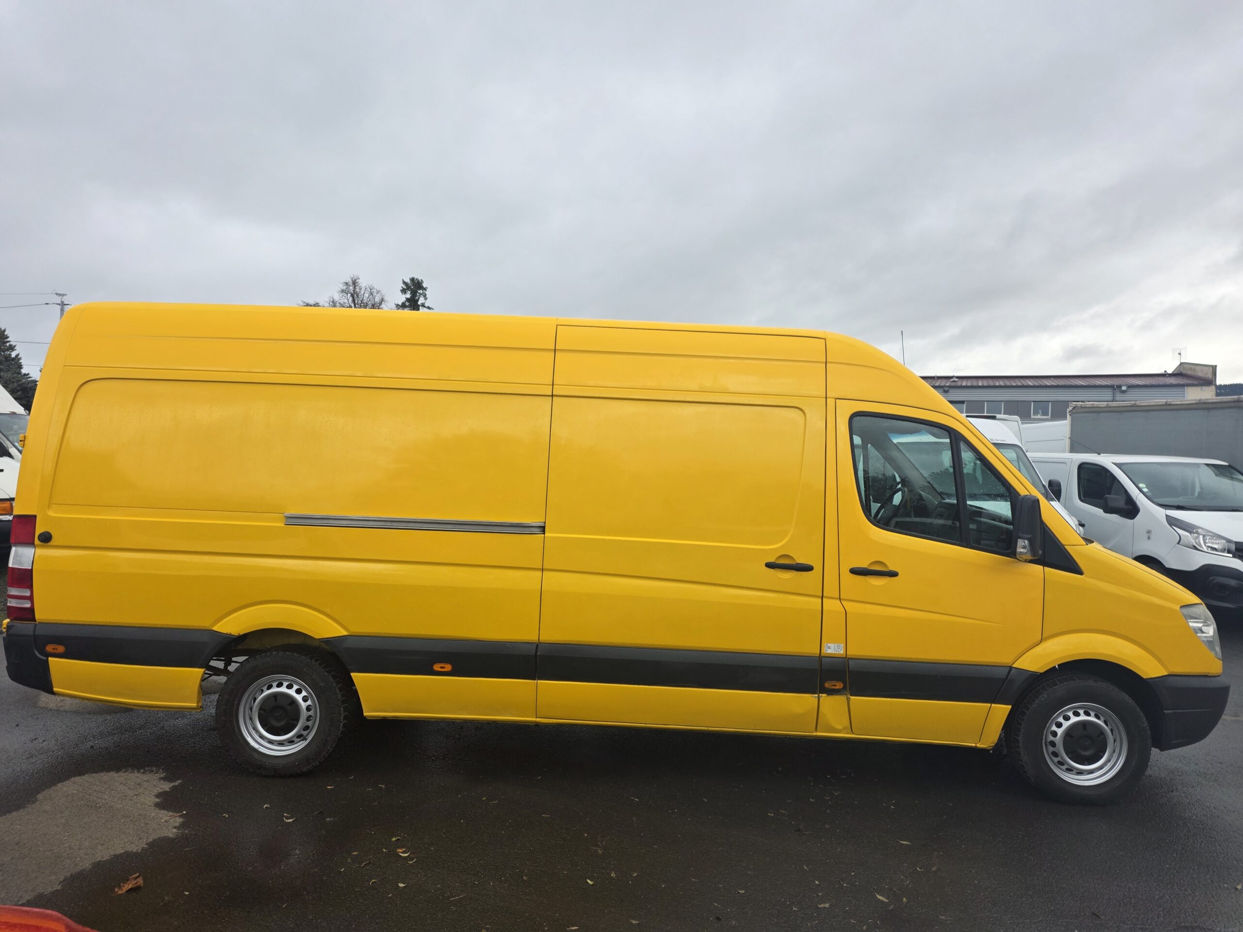 
								MERCEDES SPRINTER 316CDI LONG équivalent L4H3 BOITE AUTOMATIQUE MOTEUR NEUF plein									