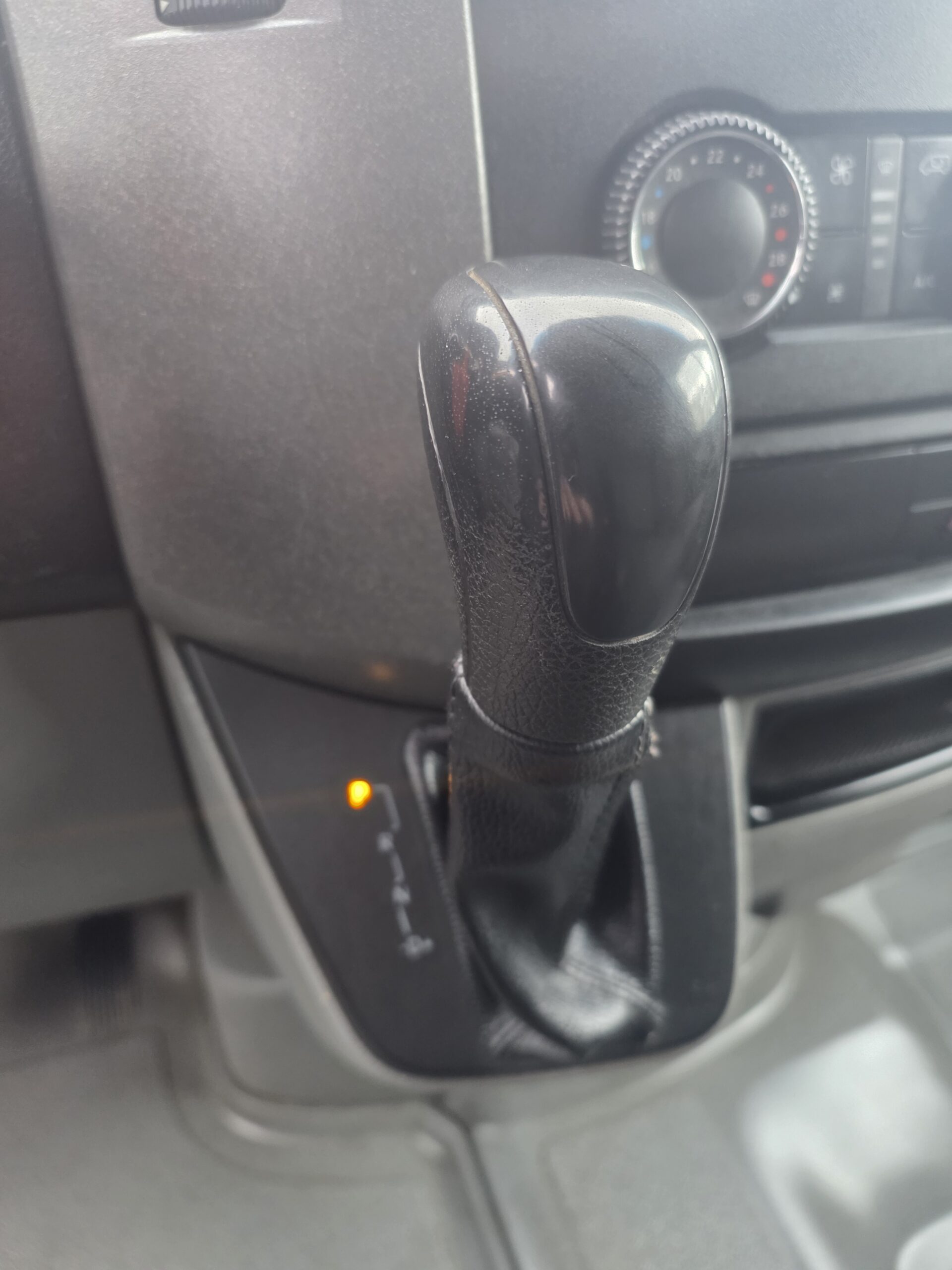 
								MERCEDES SPRINTER 316CDI LONG équivalent L4H3 BOITE AUTOMATIQUE MOTEUR NEUF plein									