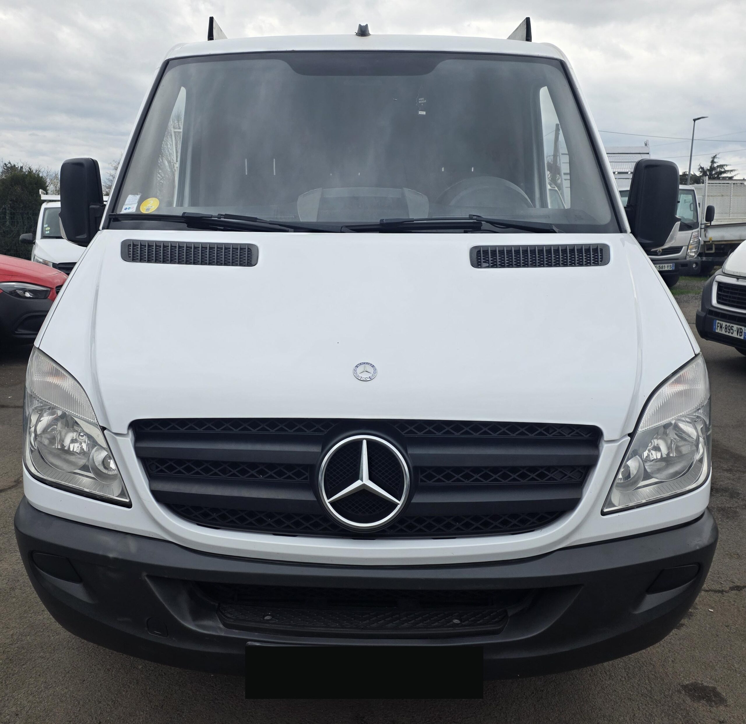 
								MERCEDES SPRINTER 210 COURT L1H1 avec GALERIE + échelle plein									