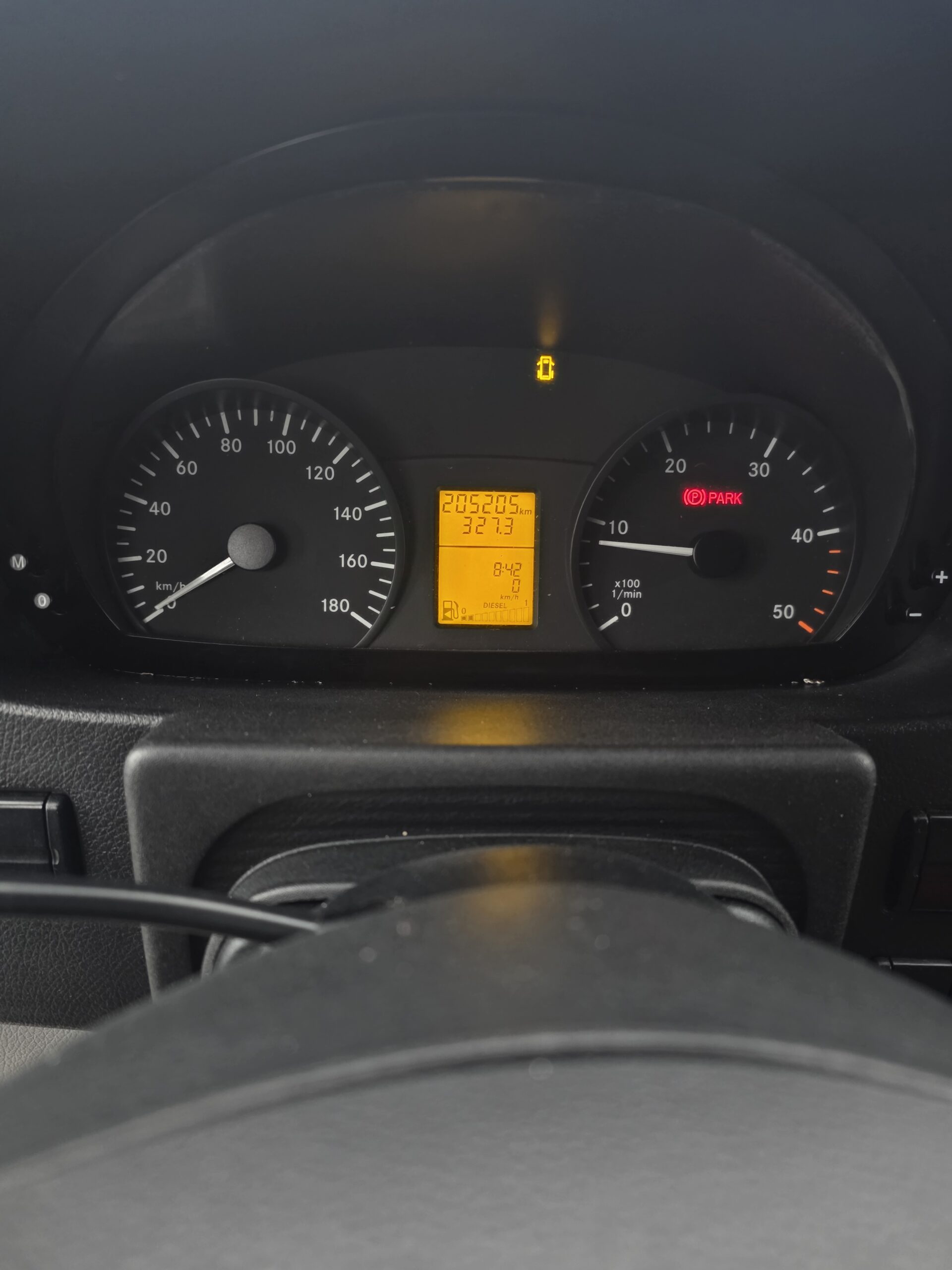 
								MERCEDES SPRINTER 210 COURT L1H1 avec GALERIE + échelle plein									