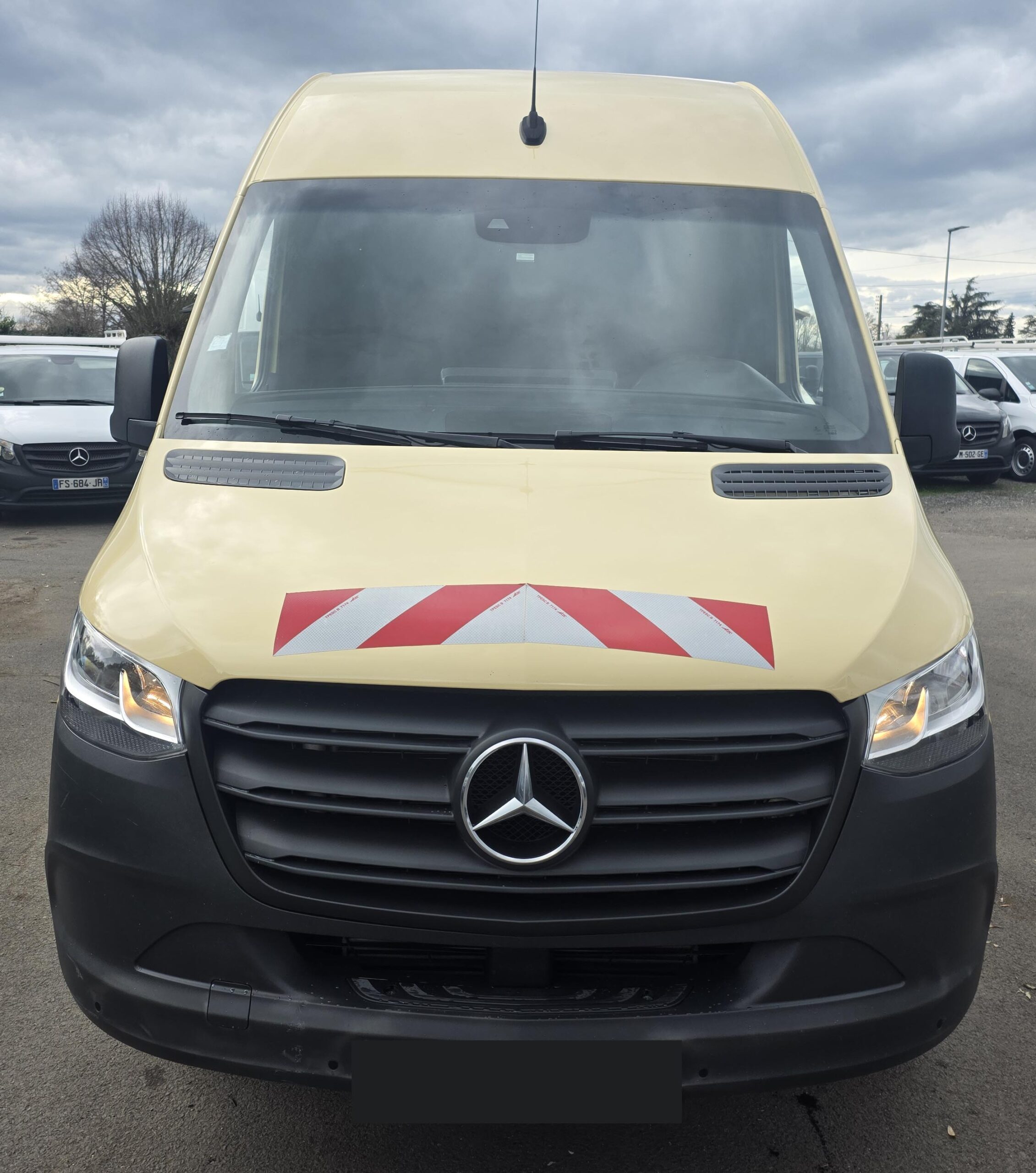 
								MERCEDES SPRINTER 519 V6 3L 190CV L3H3 plein									