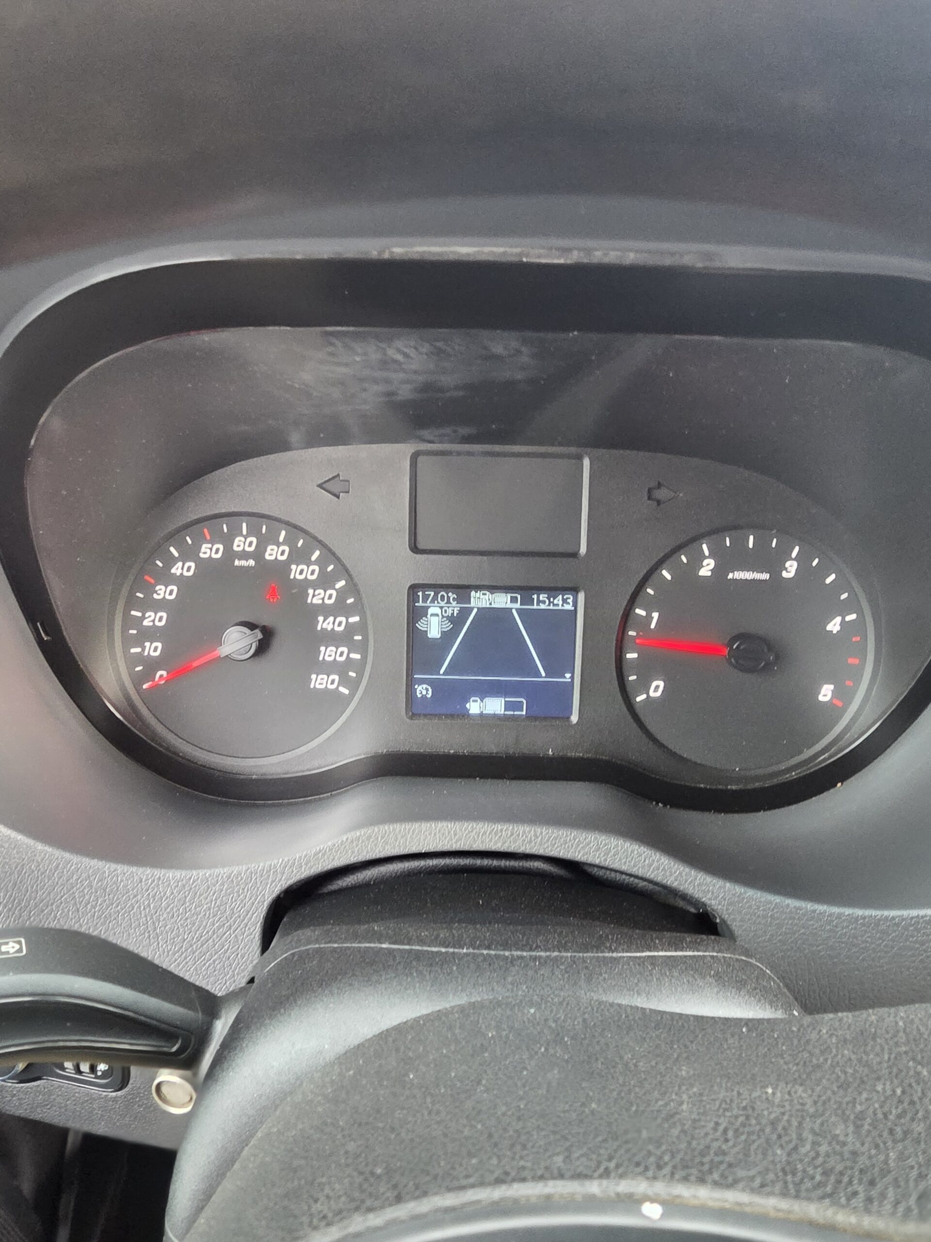 
								MERCEDES SPRINTER 519 V6 3L 190CV L3H3 plein									