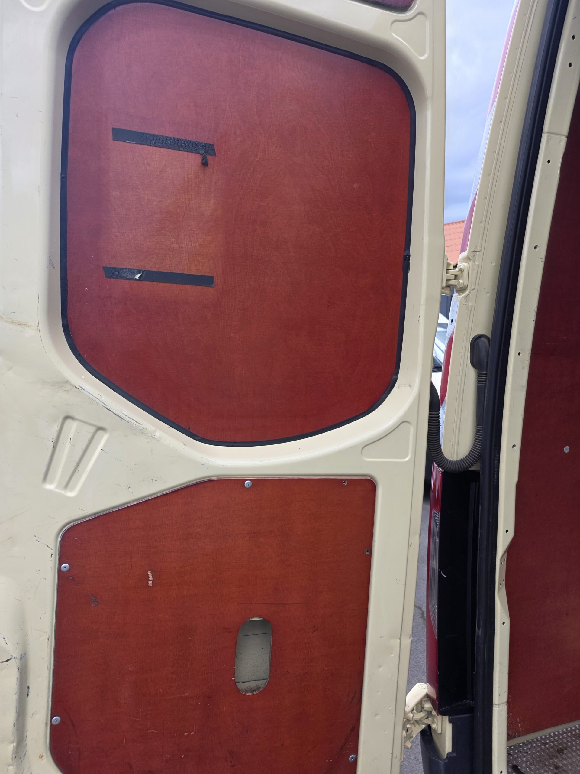 
								MERCEDES SPRINTER 519 V6 3L 190CV L3H3 plein									