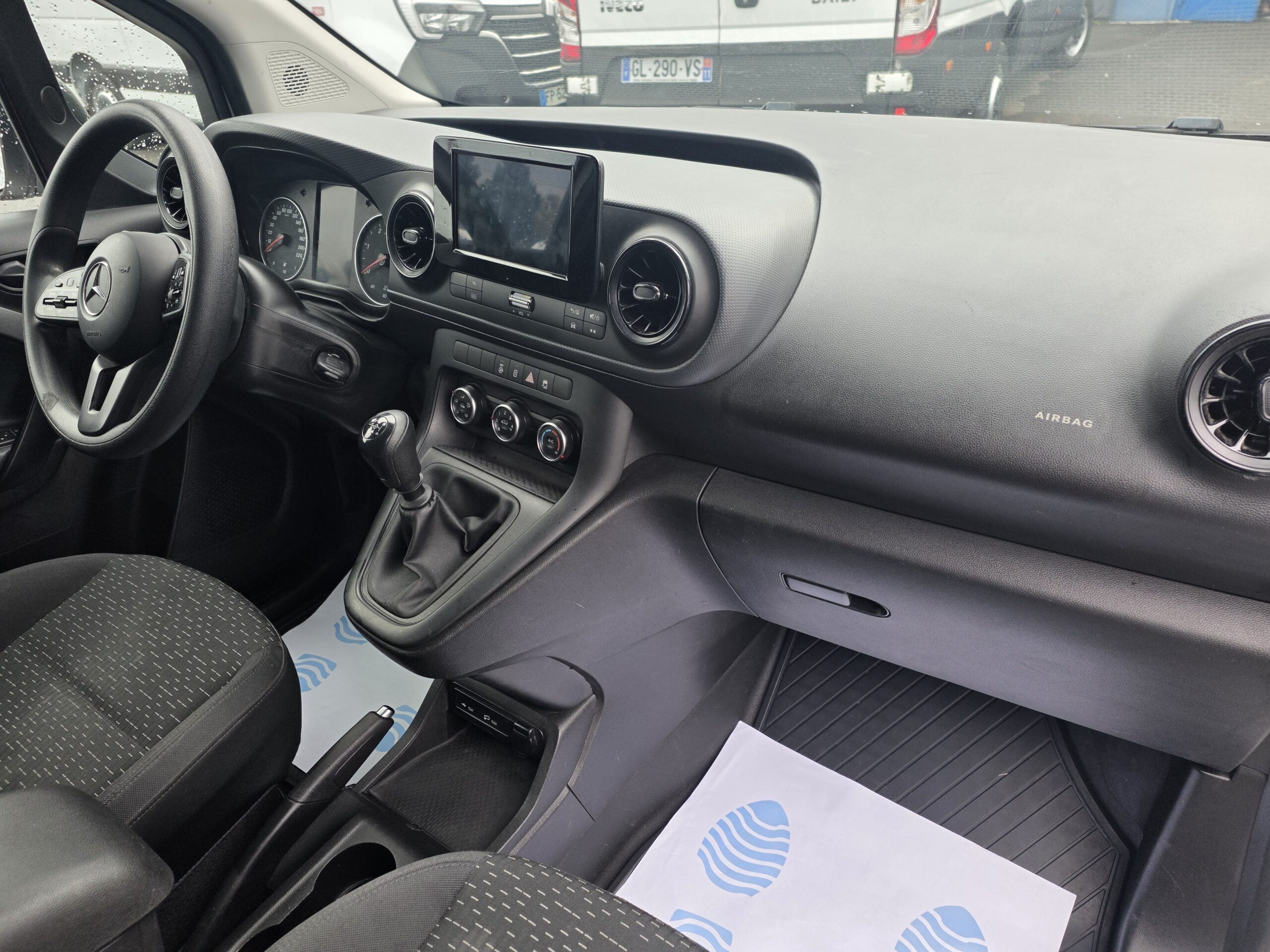 
								MERCEDES CITAN 112 CDI BOITE MANUELLE plein									