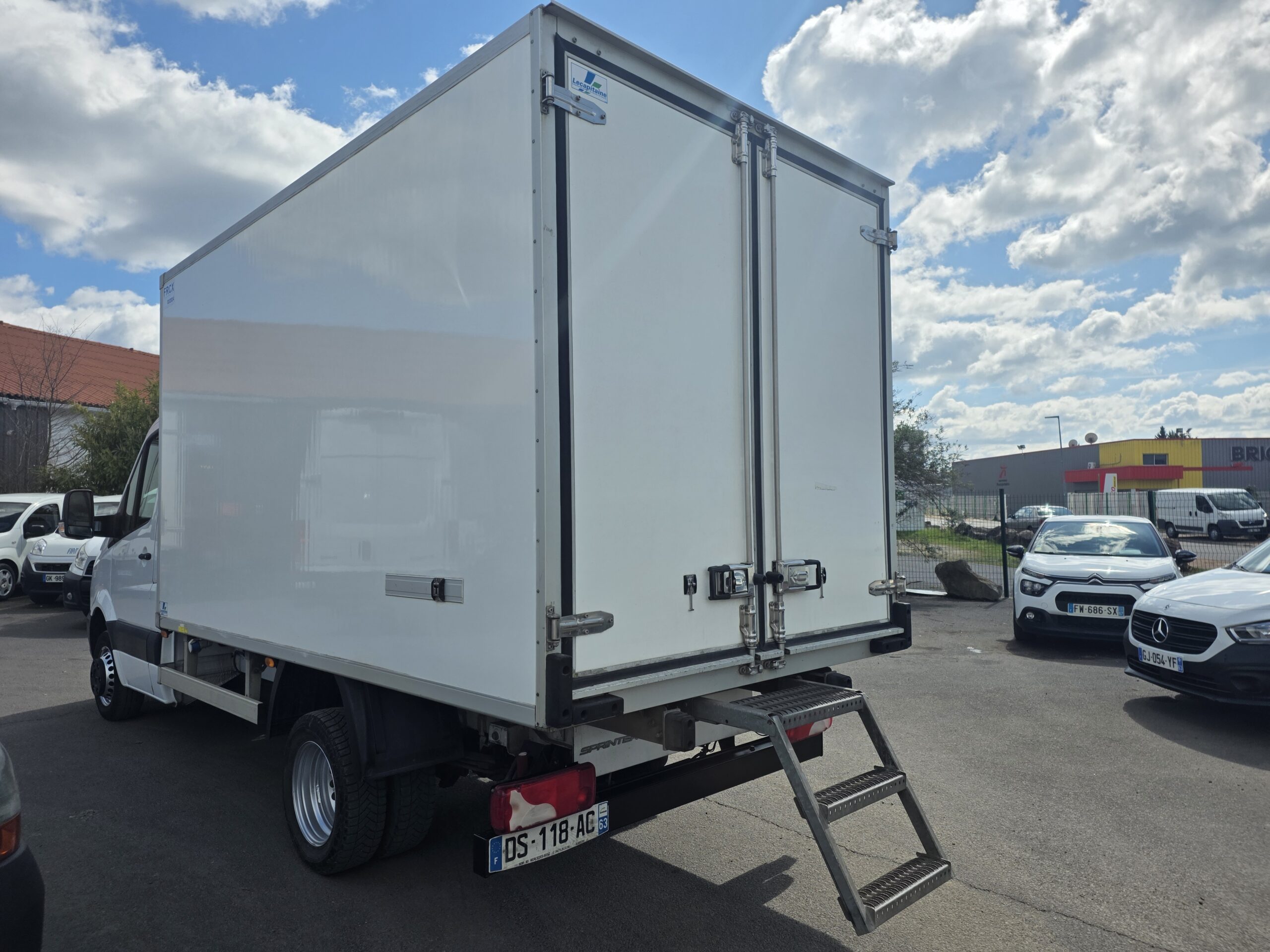 
								MERCEDES BENZ 316 CDI FRIGO groupe CARRIER plein									