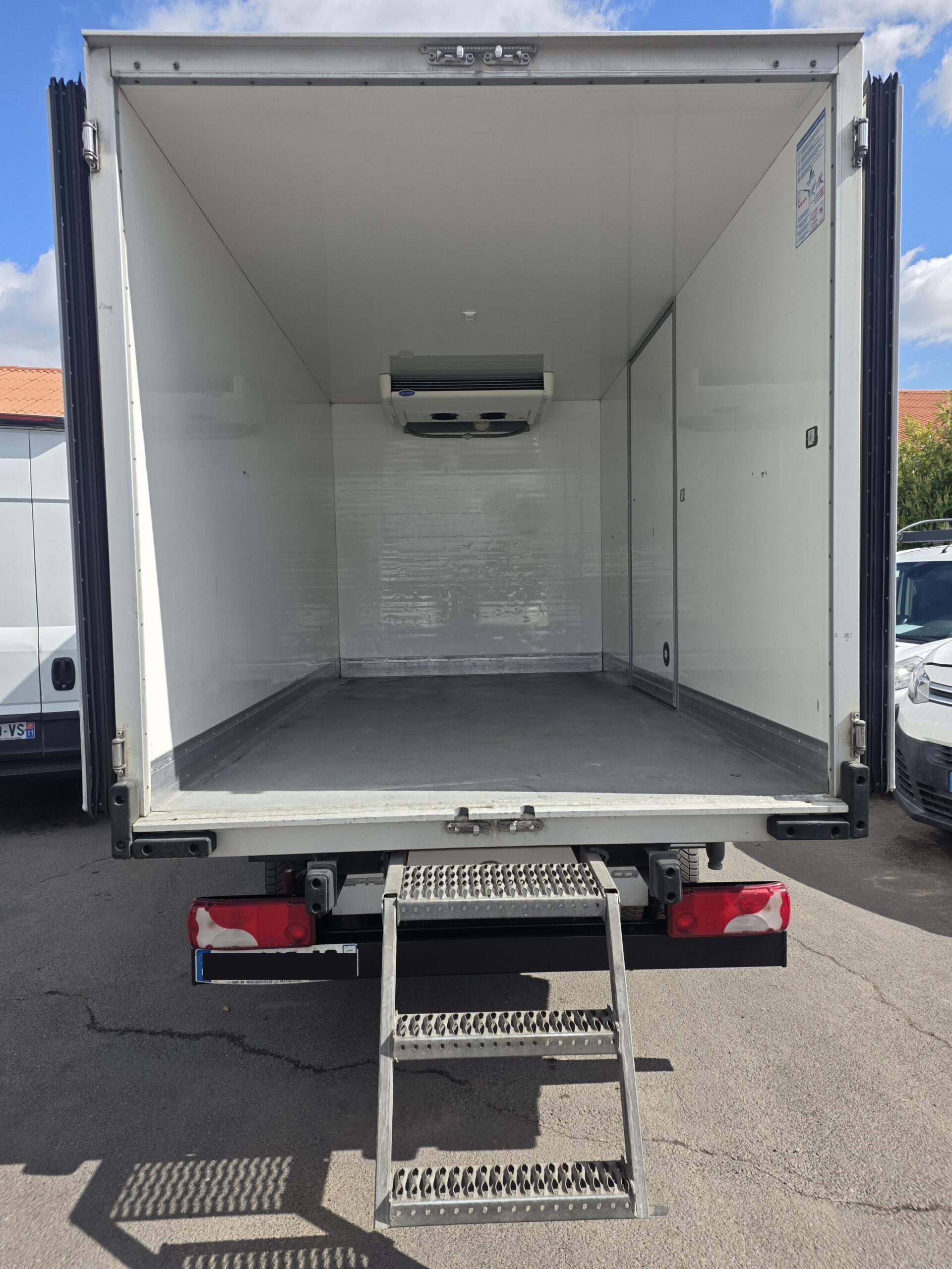 
								MERCEDES BENZ 316 CDI FRIGO groupe CARRIER plein									