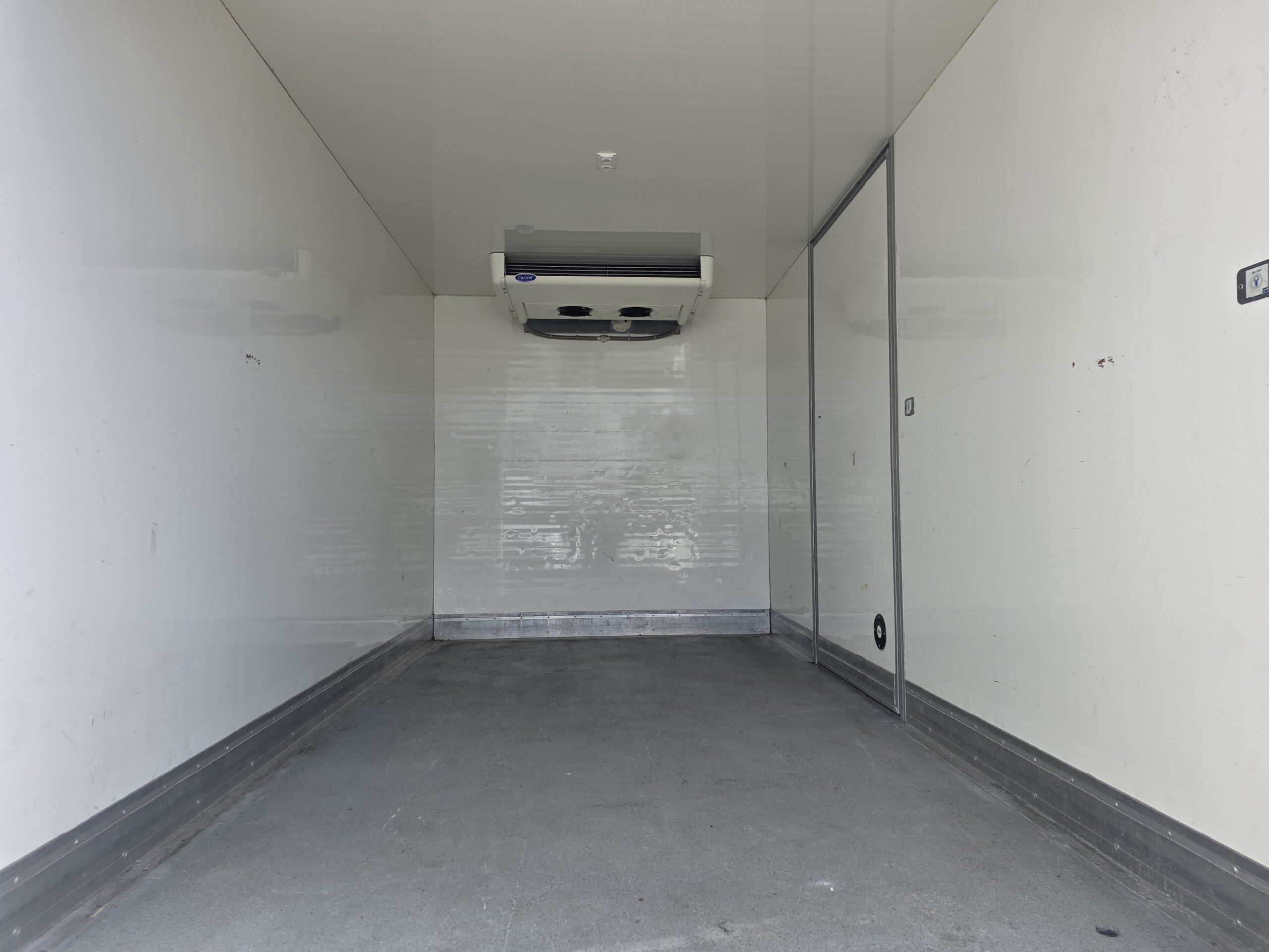 
								MERCEDES BENZ 316 CDI FRIGO groupe CARRIER plein									