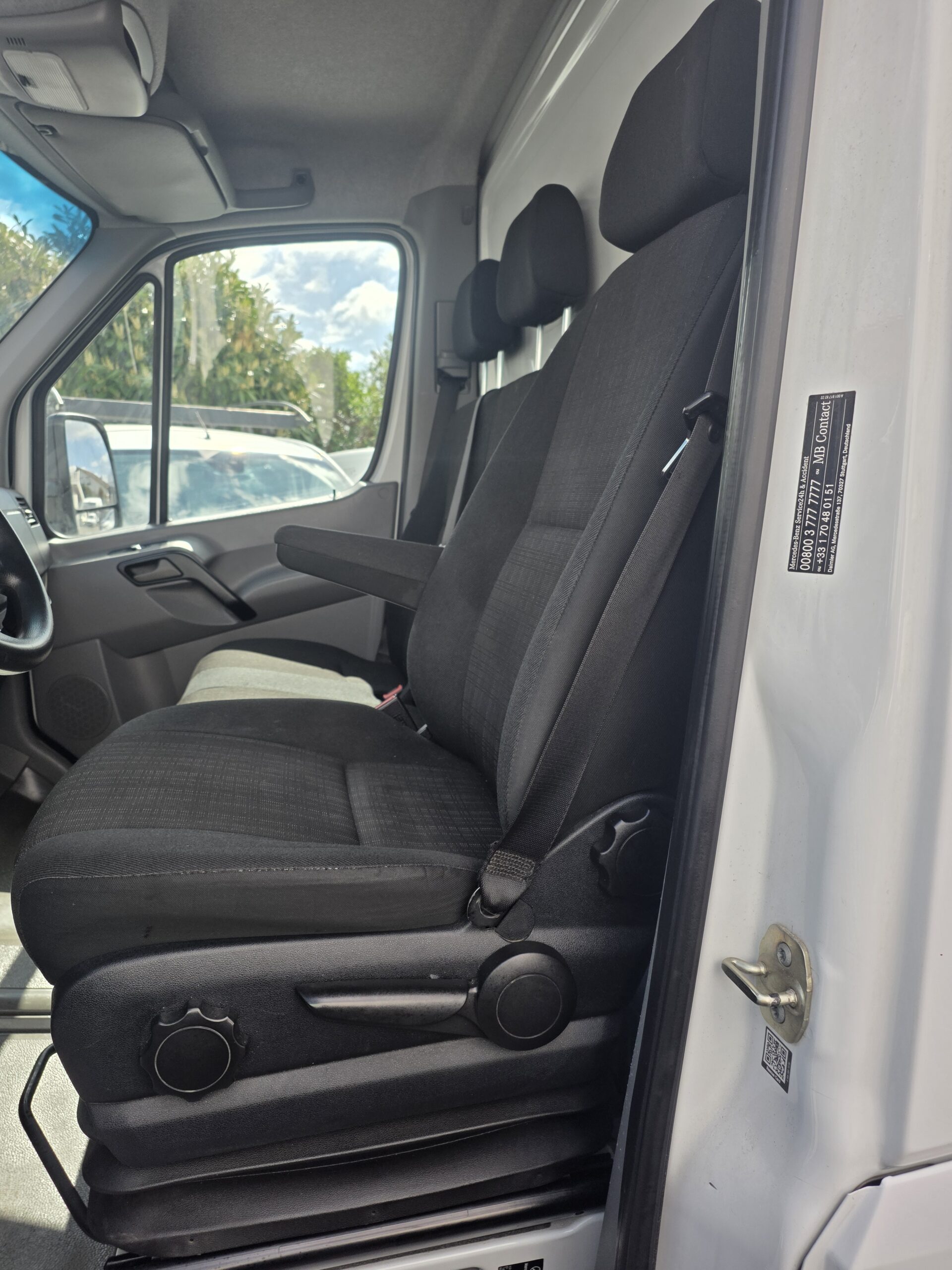 
								MERCEDES BENZ 316 CDI FRIGO groupe CARRIER plein									